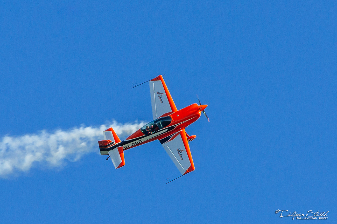 Extra 330LX, Pilot: Harri Kanto
