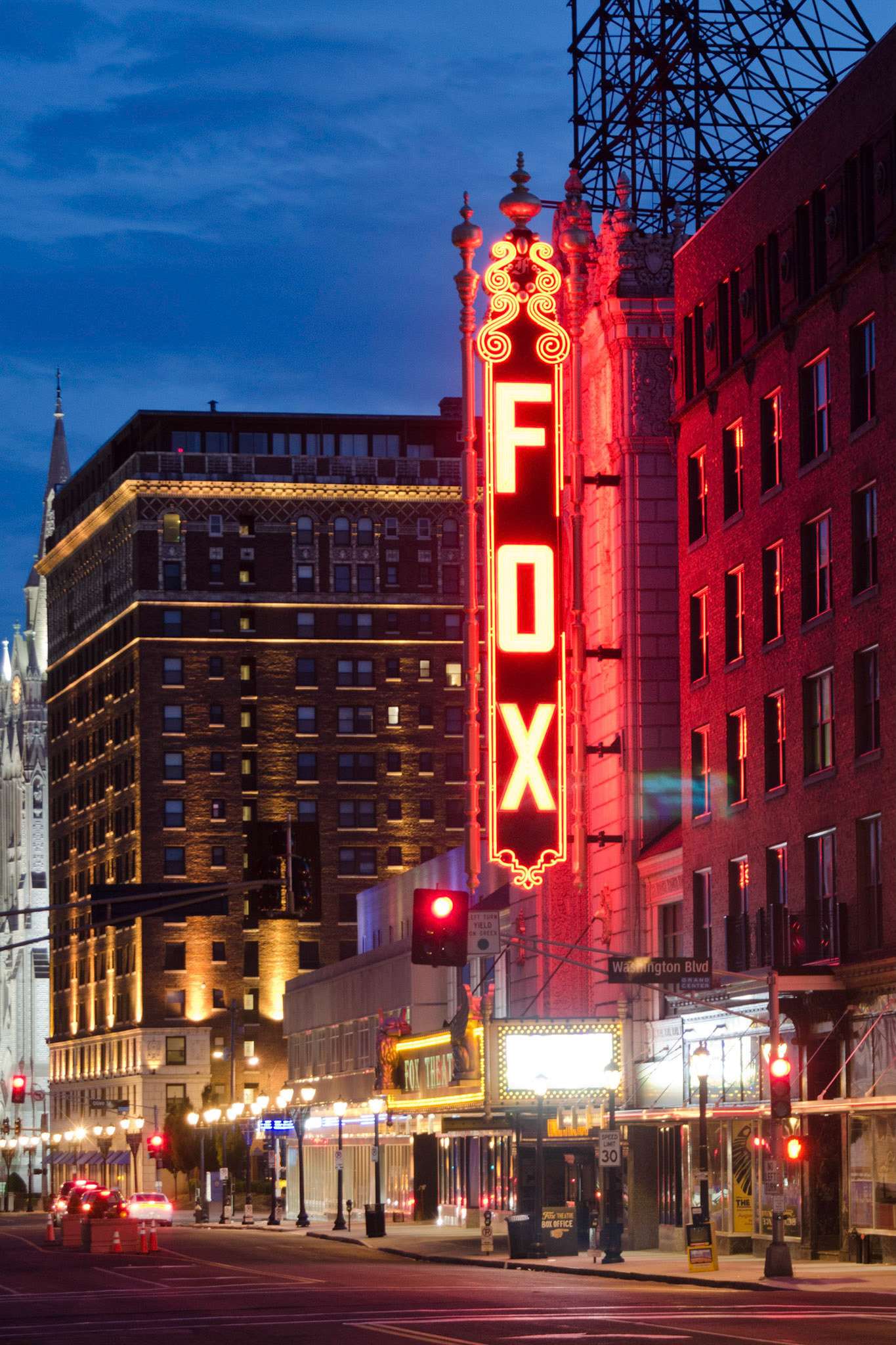 old neon signs from around st. louis