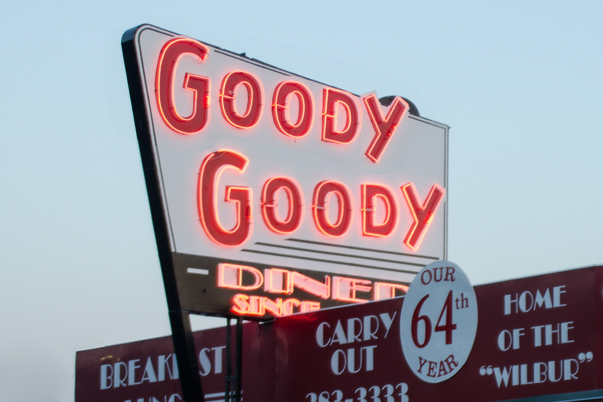 neon st. louis signs lights old