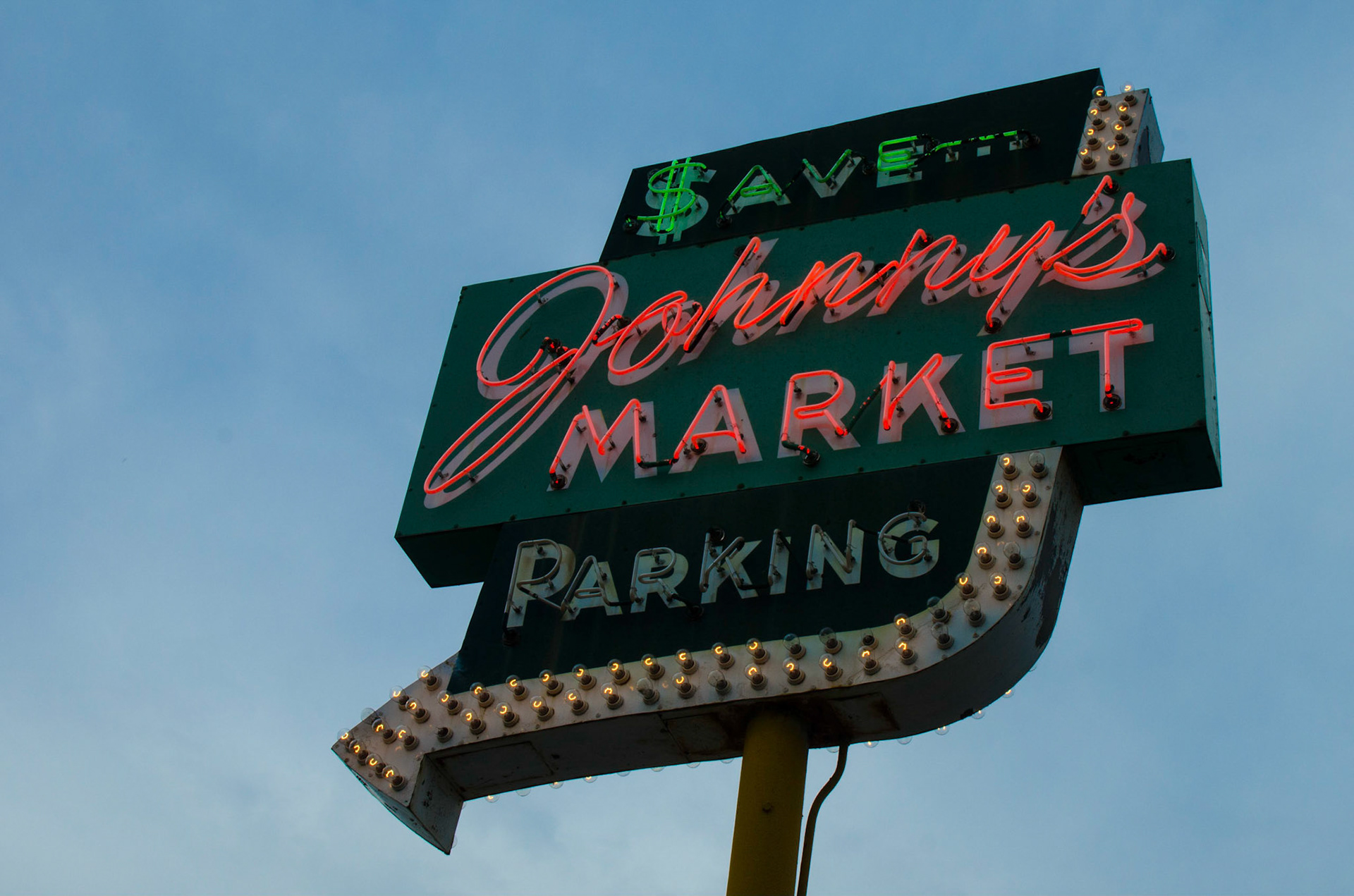old neon signs from around st. louis