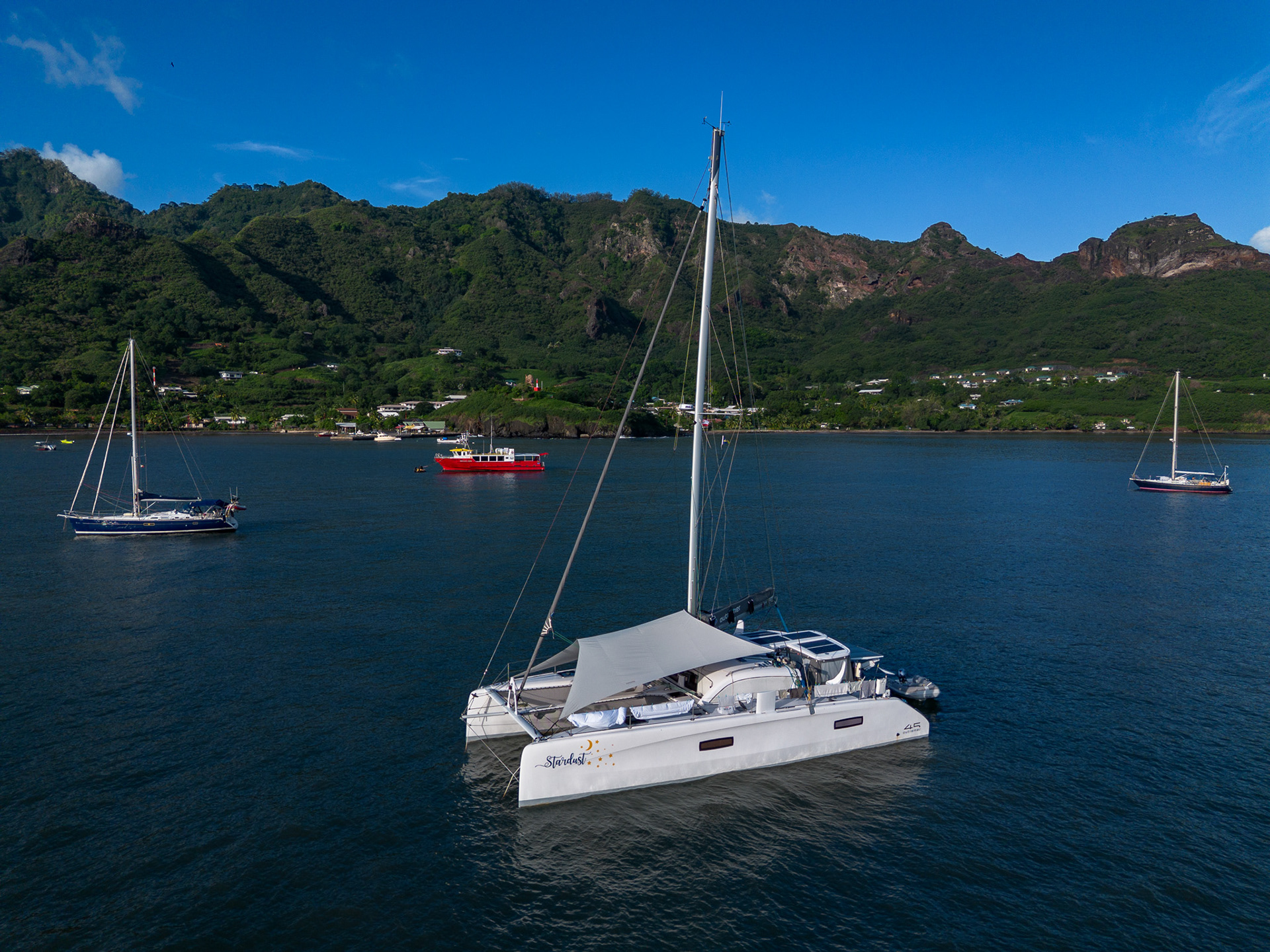 Stardust sits peacefully at anchor