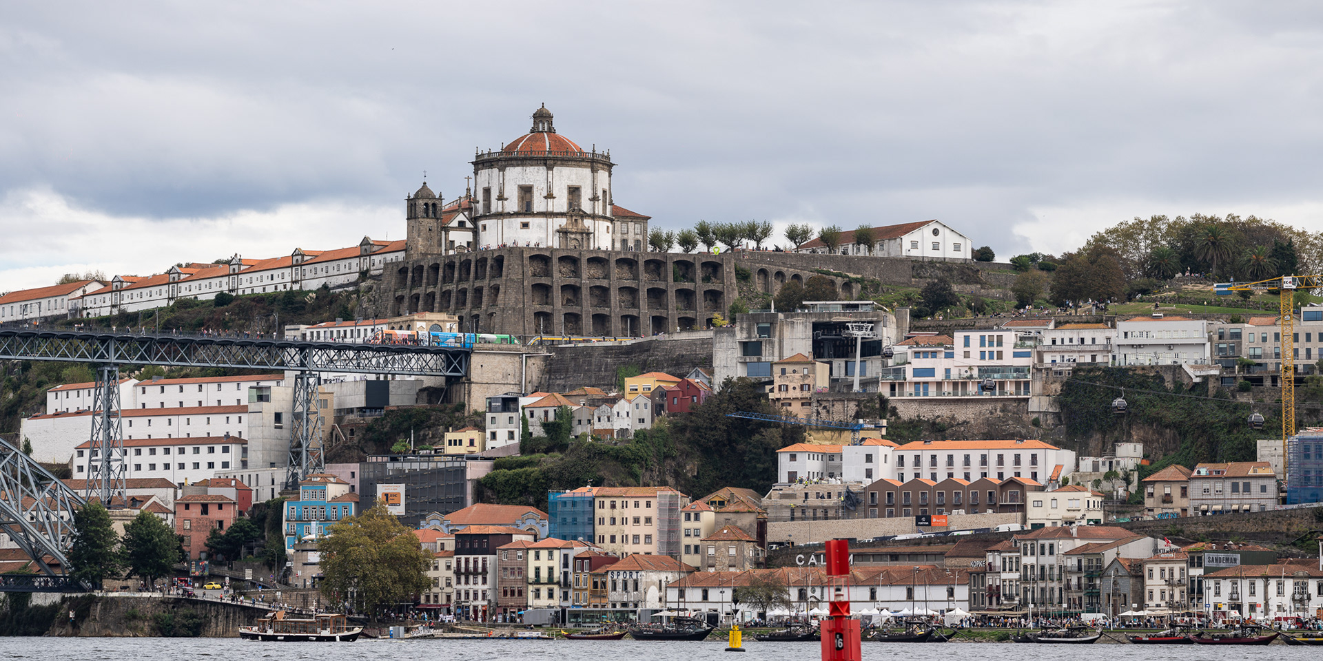 The Igreja do Mosteiro de Santo Agostinho da Serra do Pilar
