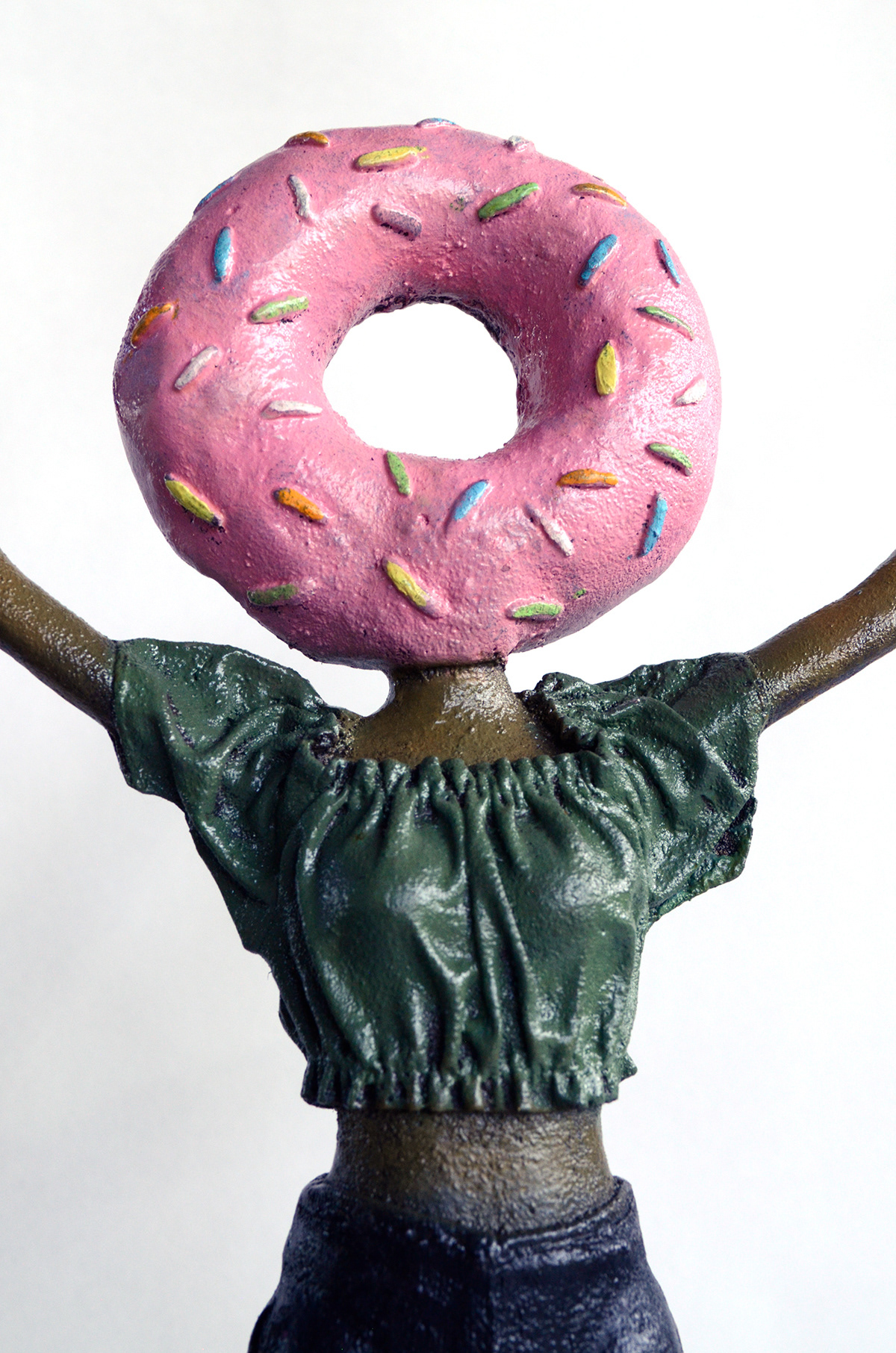 Debbie Donut Detail