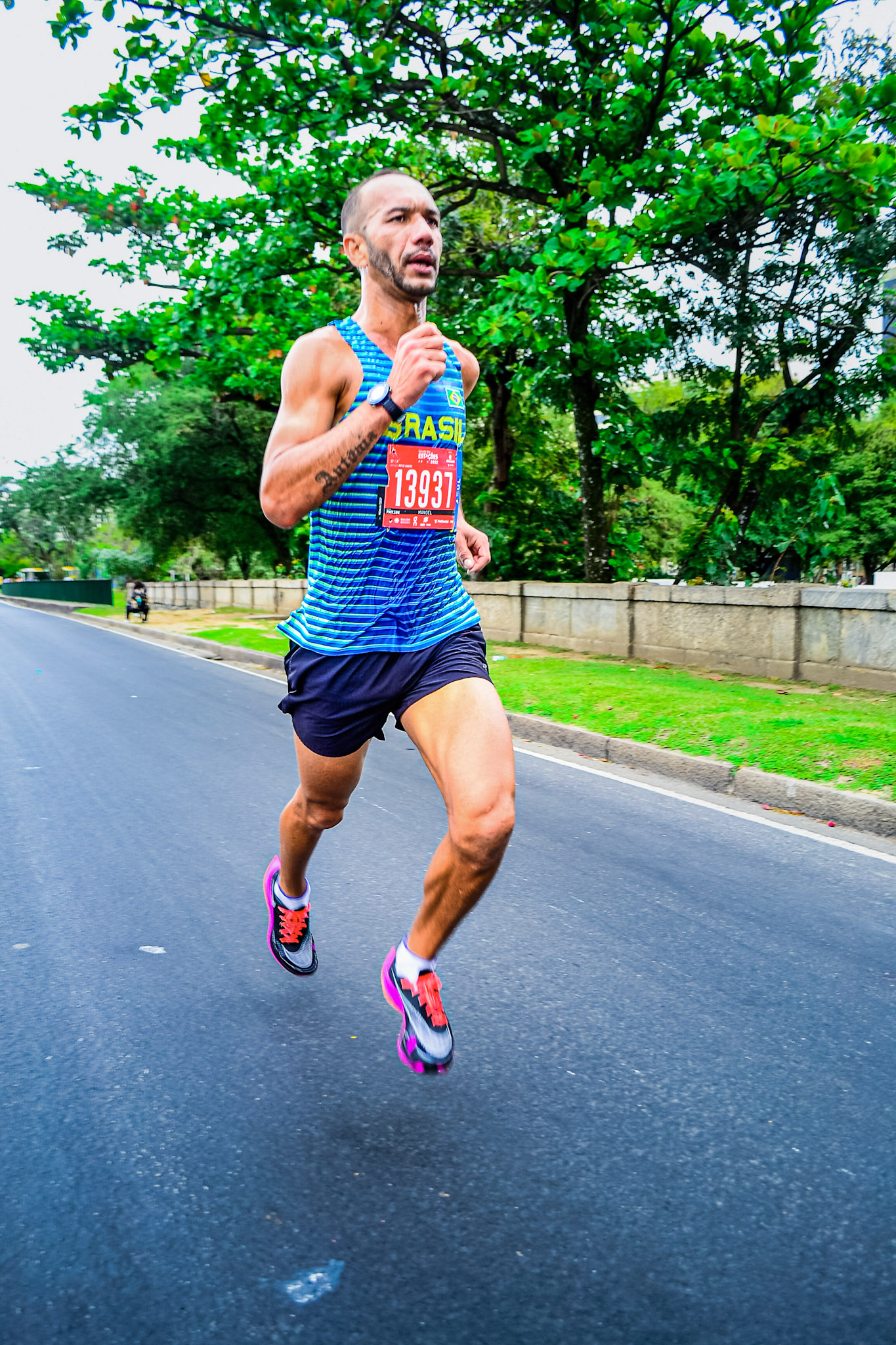 Rio de Janeiro, Brasil - 25 de setembro de 2022: atleta participa da corrida Circuito das Estações, etapa primavera