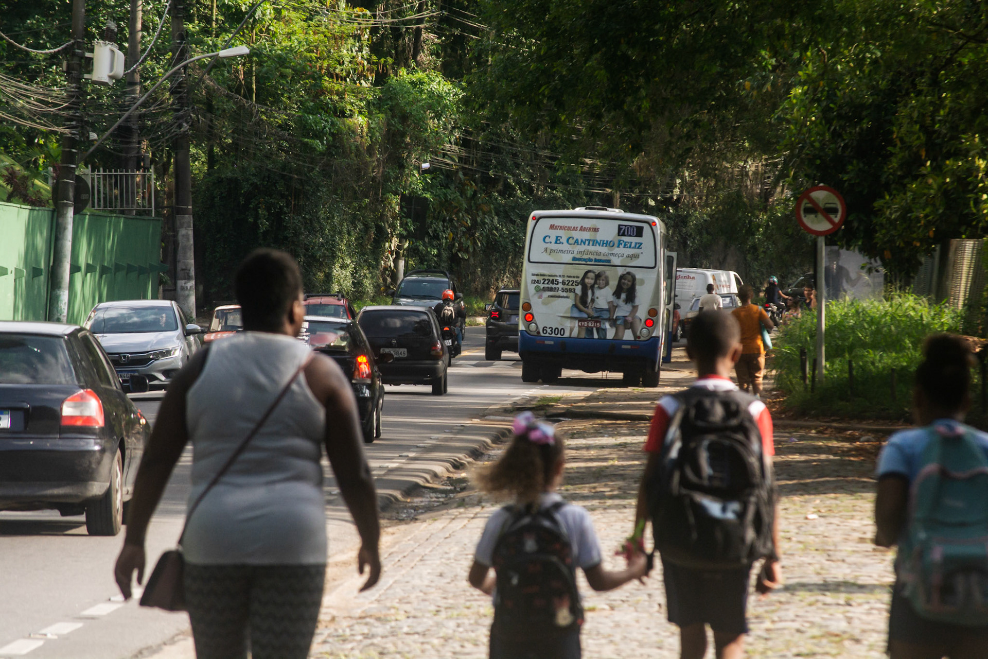Ida para escola e trabalho em Petrópolis (RJ) - 23 de novembro de 2023