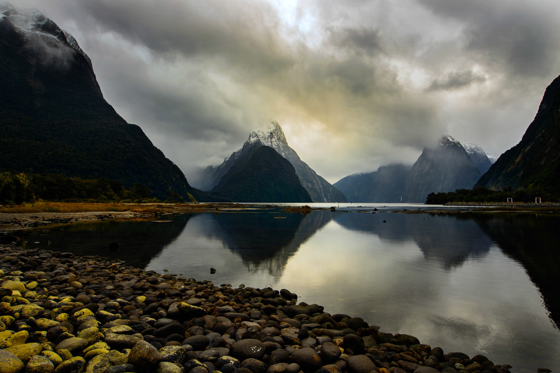 Mitre Peak, Milford New Zealand