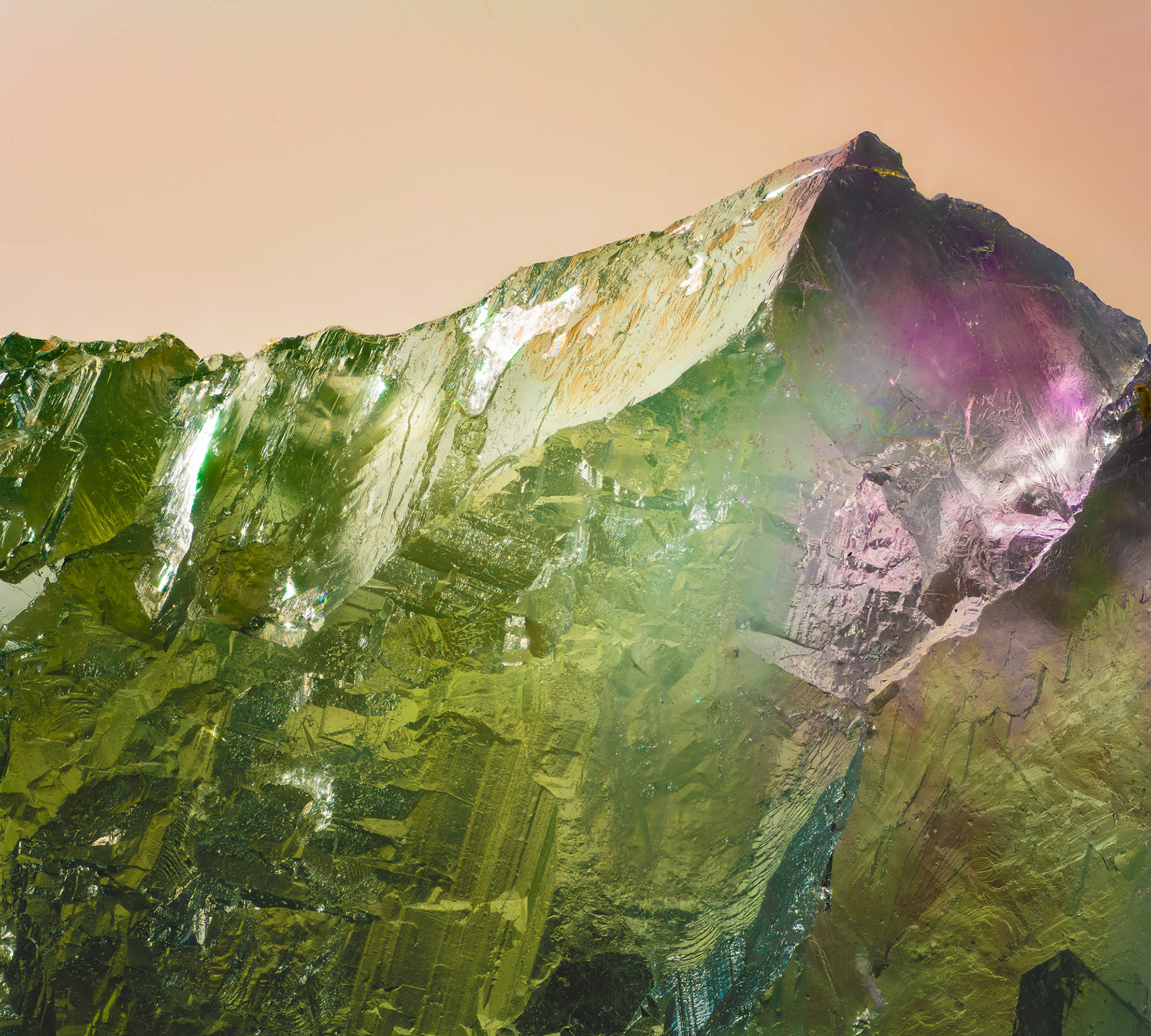 Valley, Peach