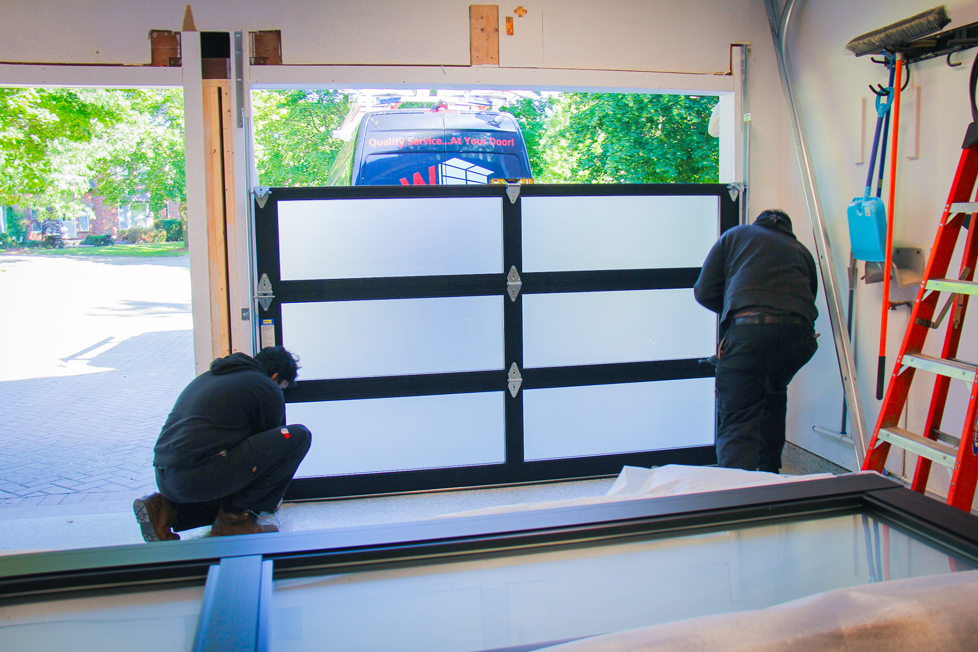 Garage Door Installation Services in Cambridge, Kitchener, Waterloo, Guelph