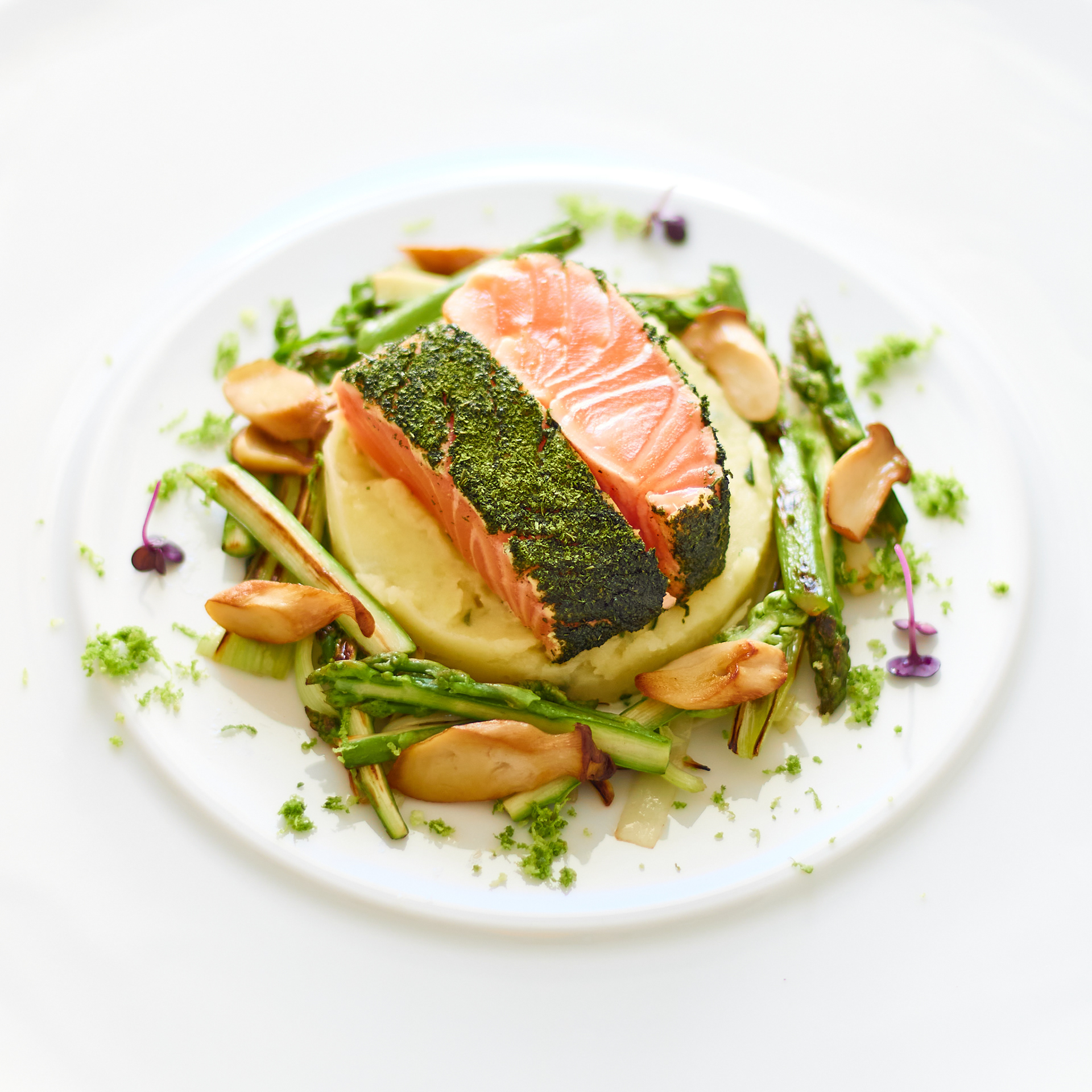 Smoked Salmon with green Asparagus and King Oyster Mushroom