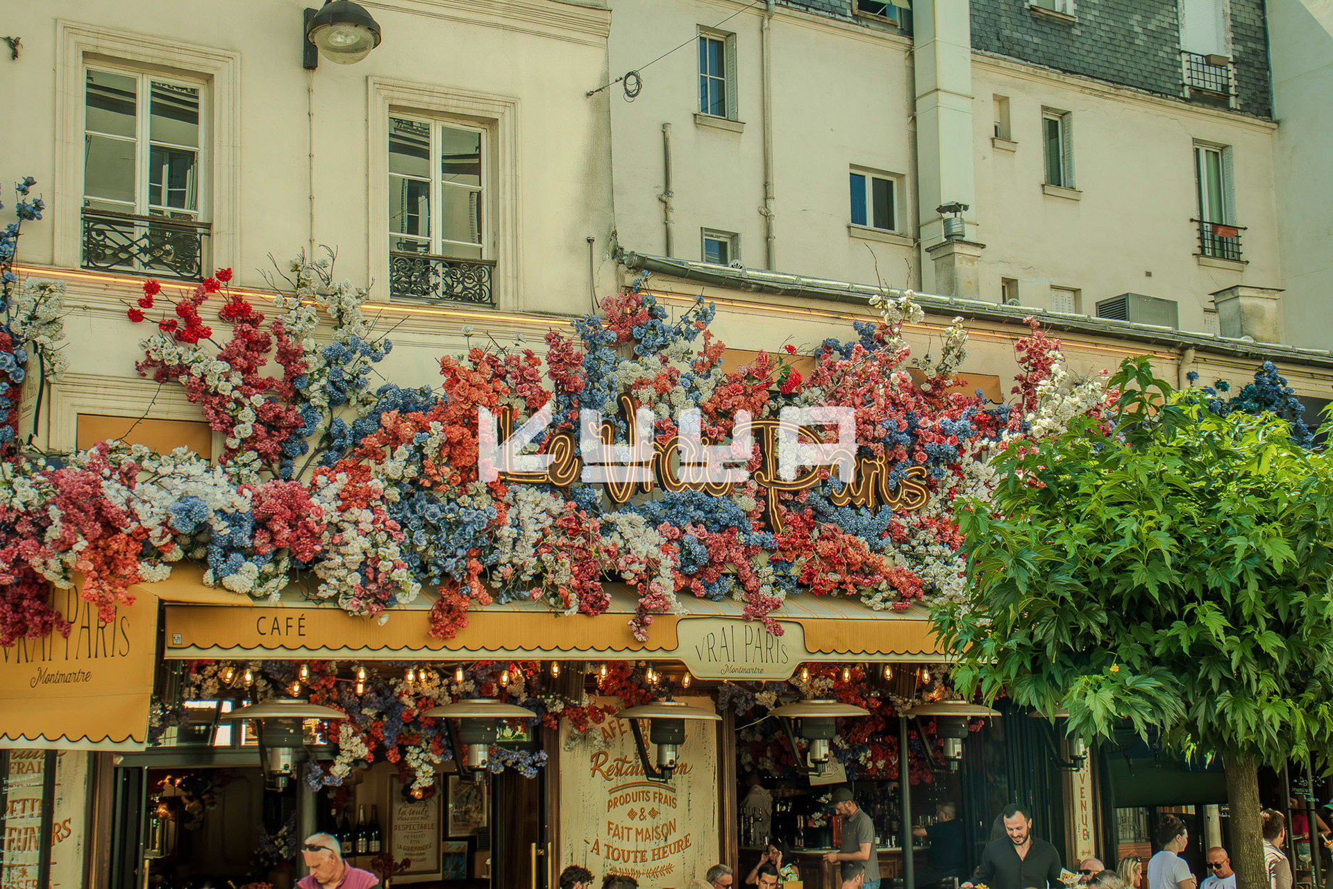 PARISIAN CAFE – PARIS, FRANCE