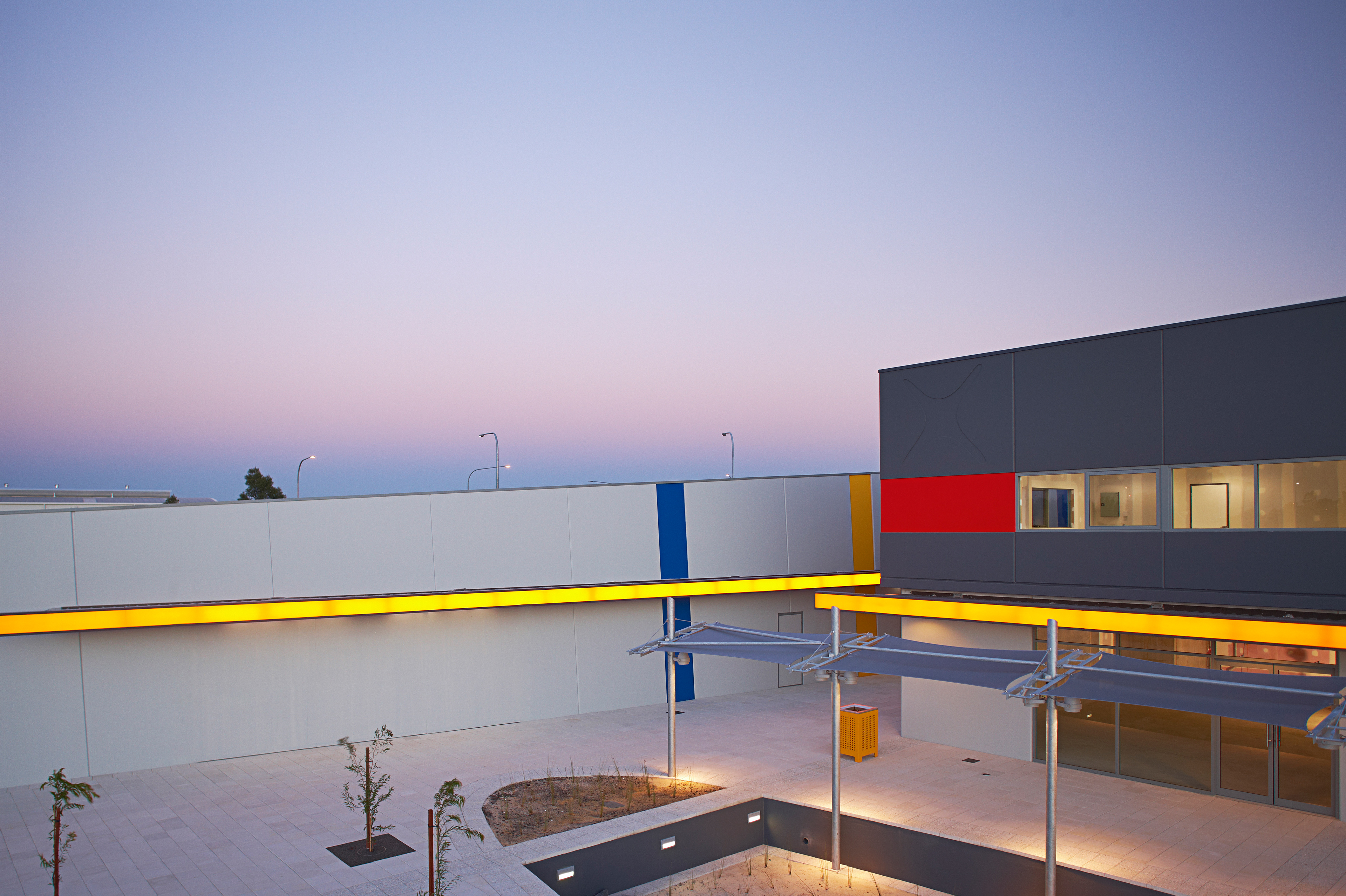 Illuminated awning edge 'orange sticks'