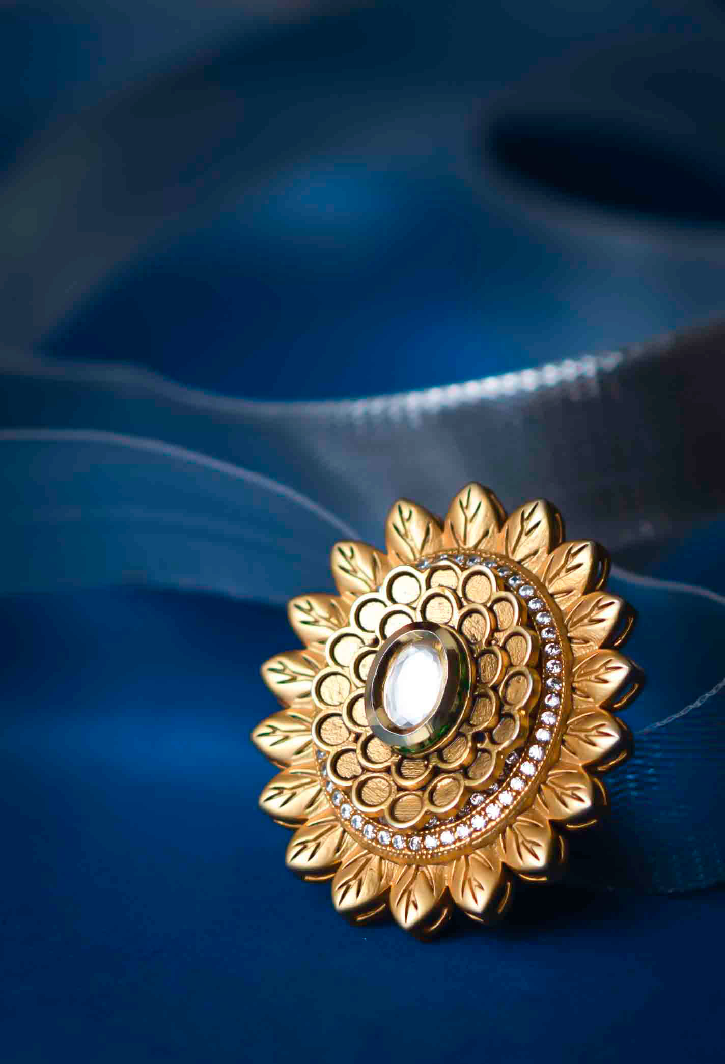 wellery photography pricing in Delhi NCR studios  Jewellery photography techniques for sparkling effects  Portfolio examples from Praveen Bhat Photography  Best jewellery photographers in Mumbai for e-commerce  How to choose a jewellery photography service in India