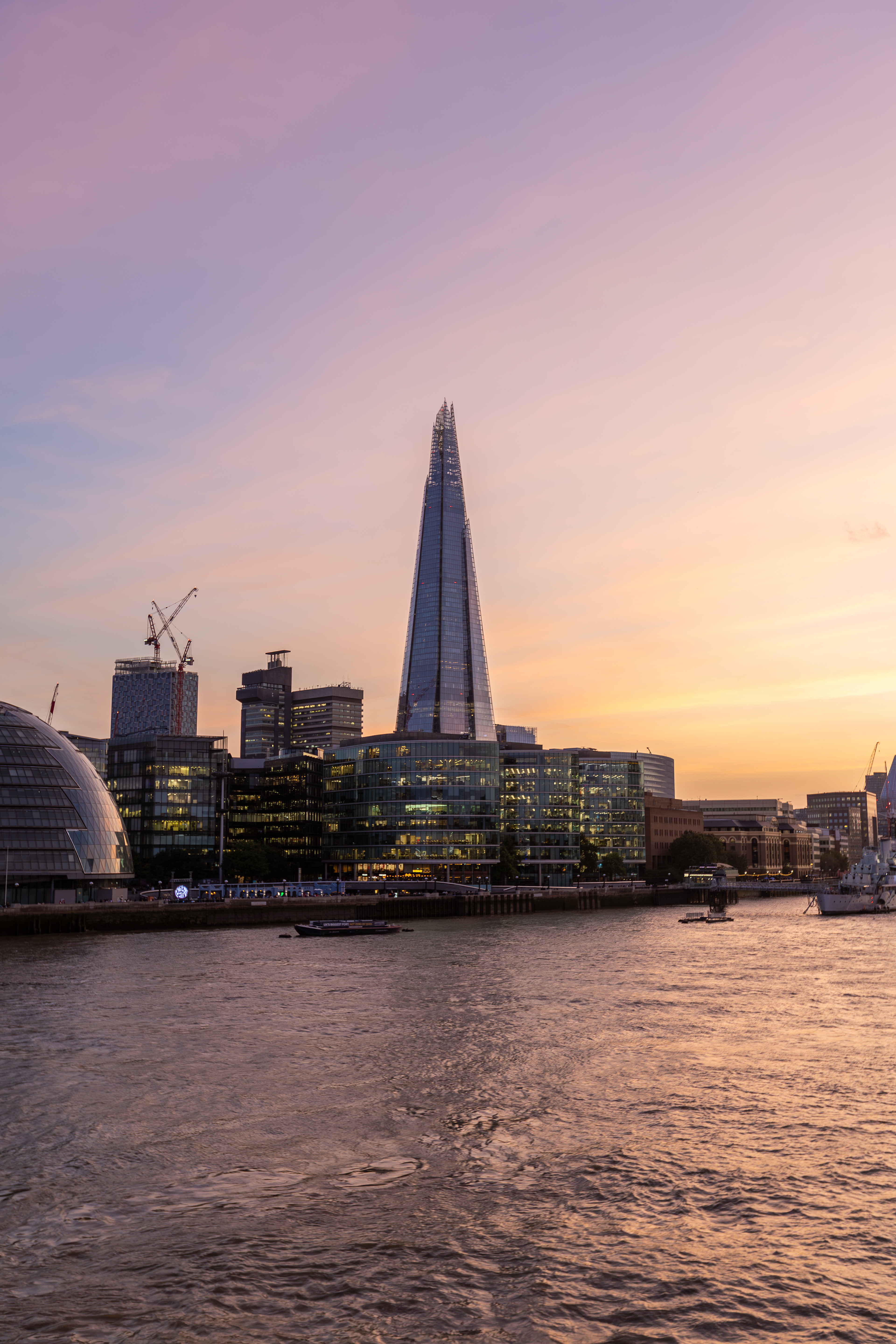 London, cityscape at sunset, the shard 