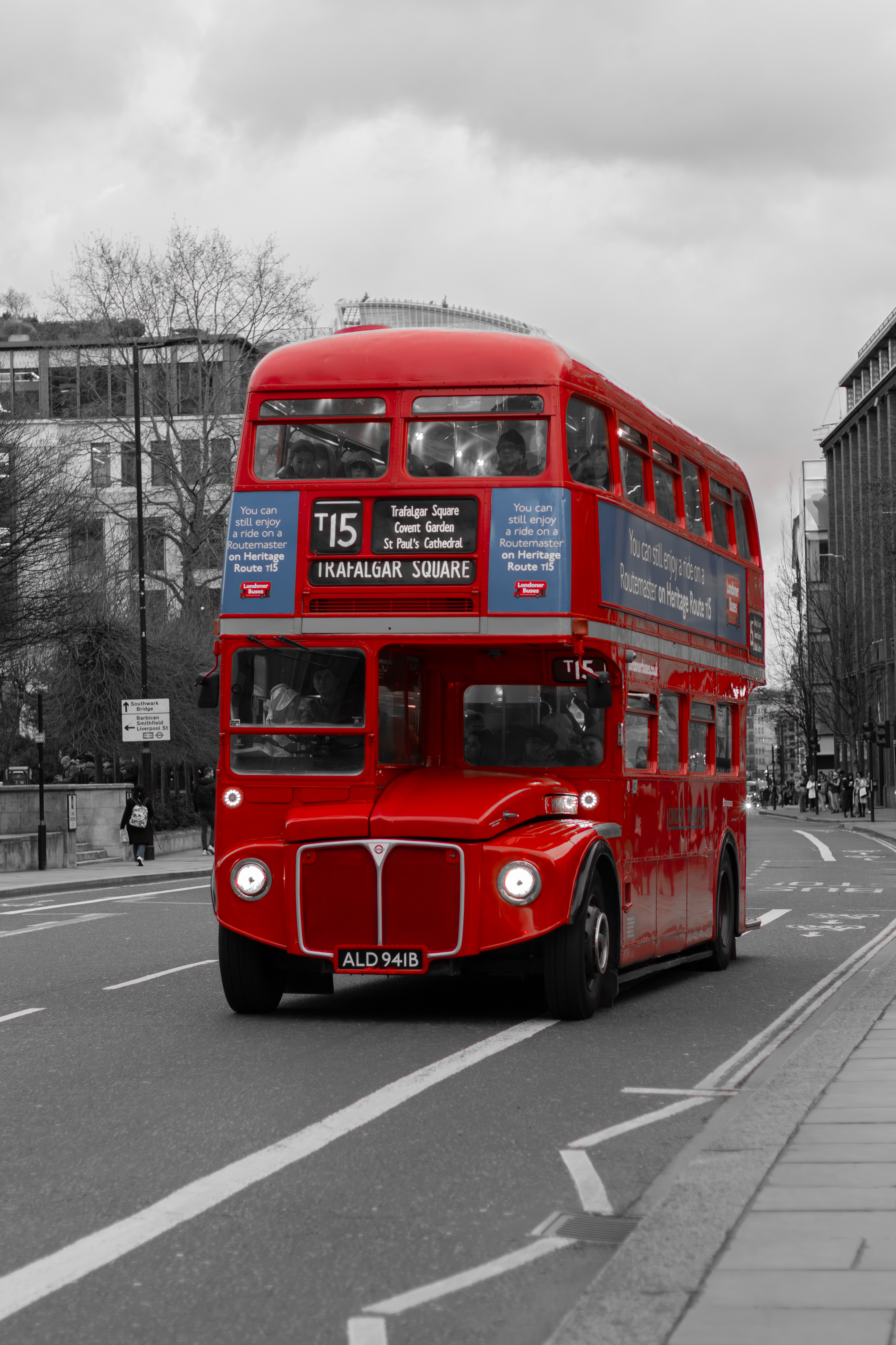 London, red bus