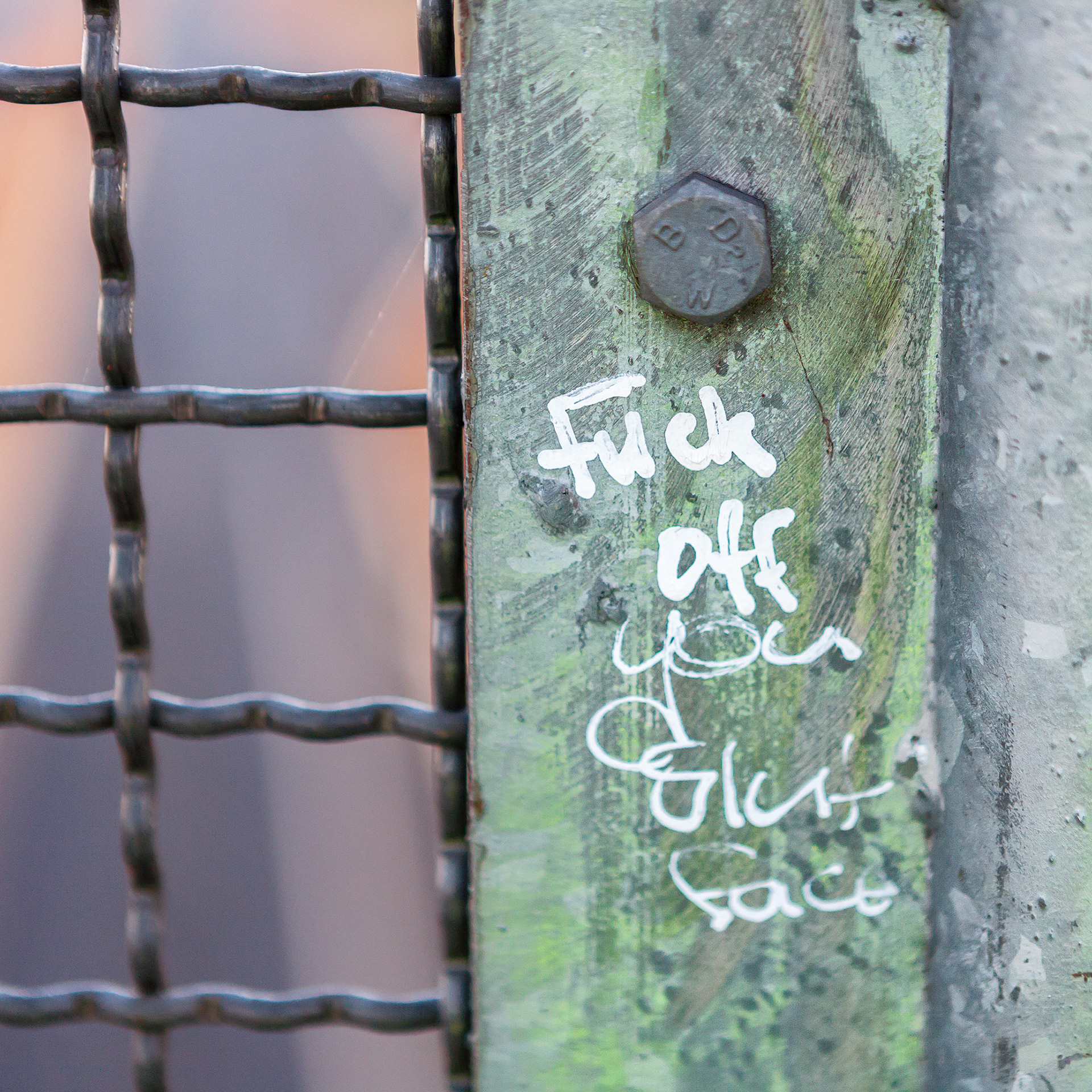 The Message, Narrogin train station