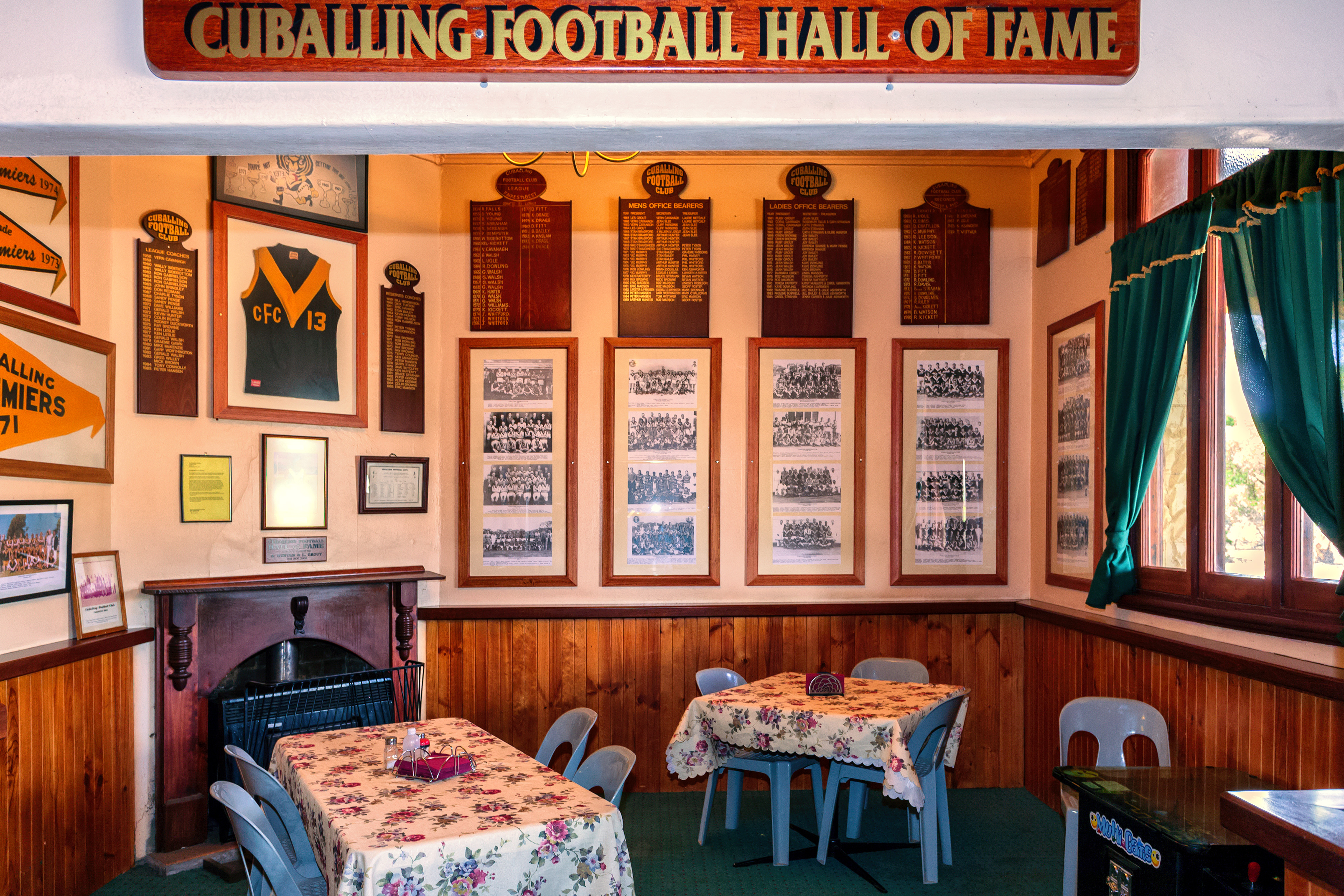 Up There, Cuballing Hotel