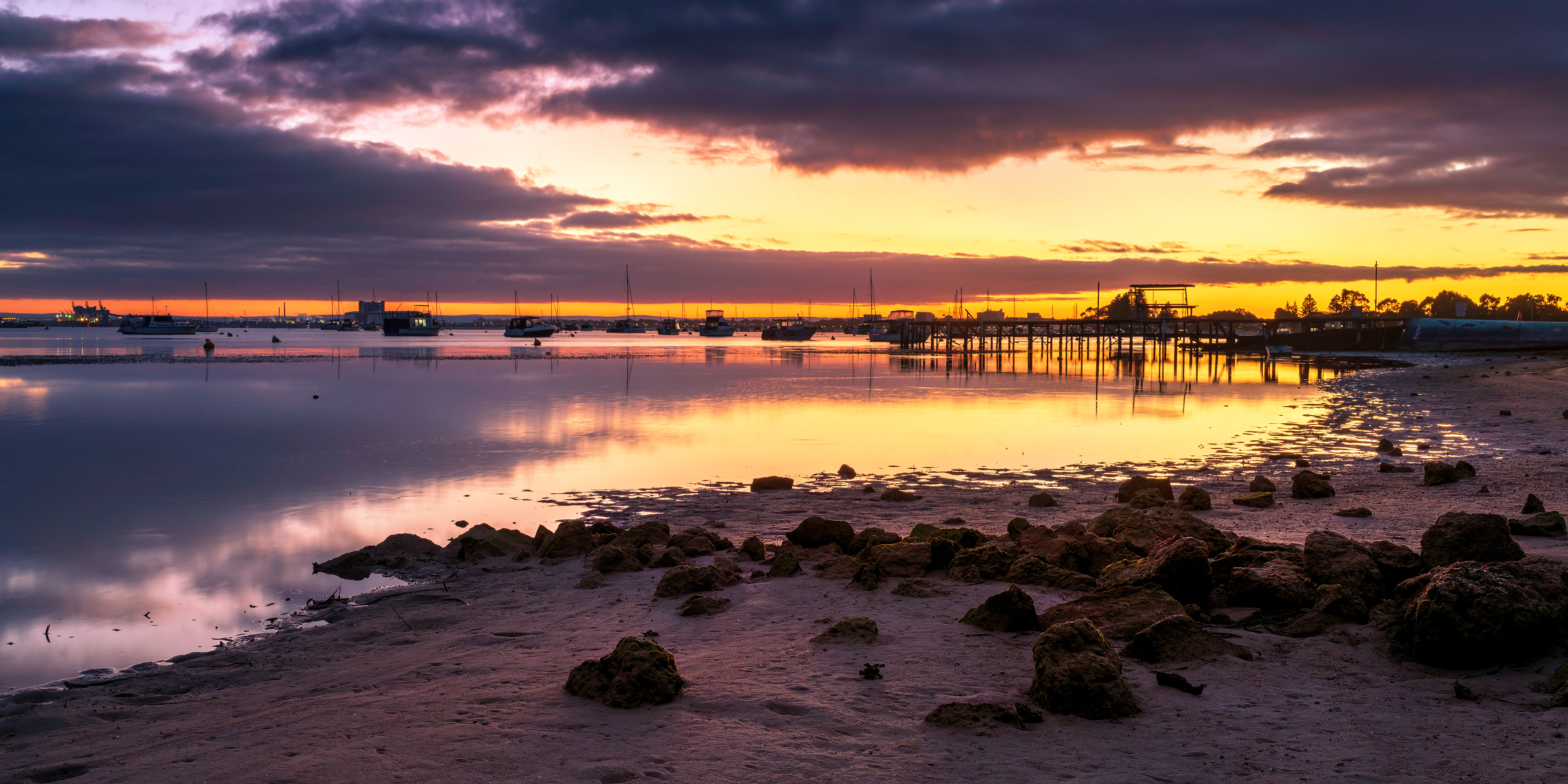 Mangles Bay Fishing Club Jetty, Rockingham