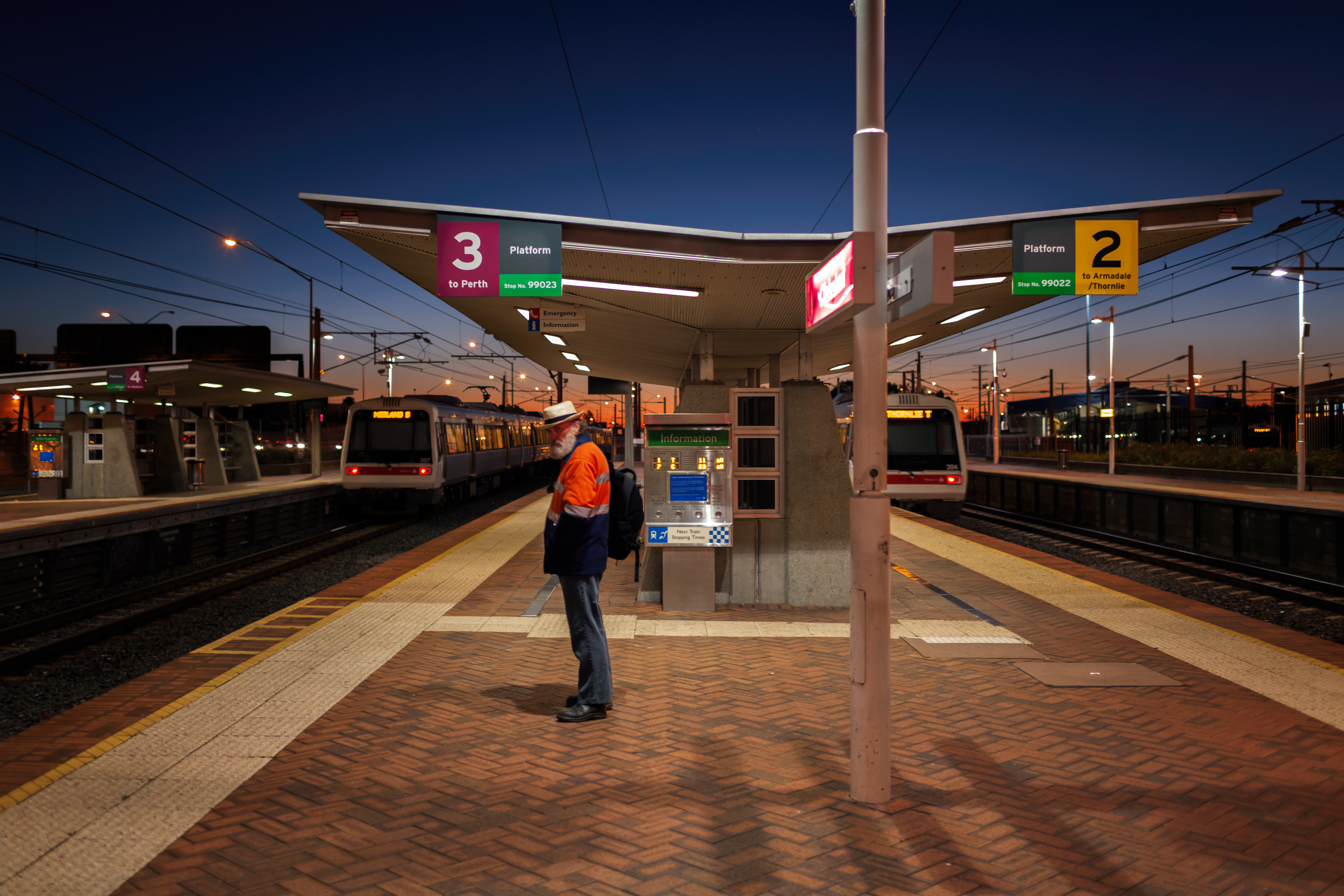 Early Start, Claisebrook Station, East Perth