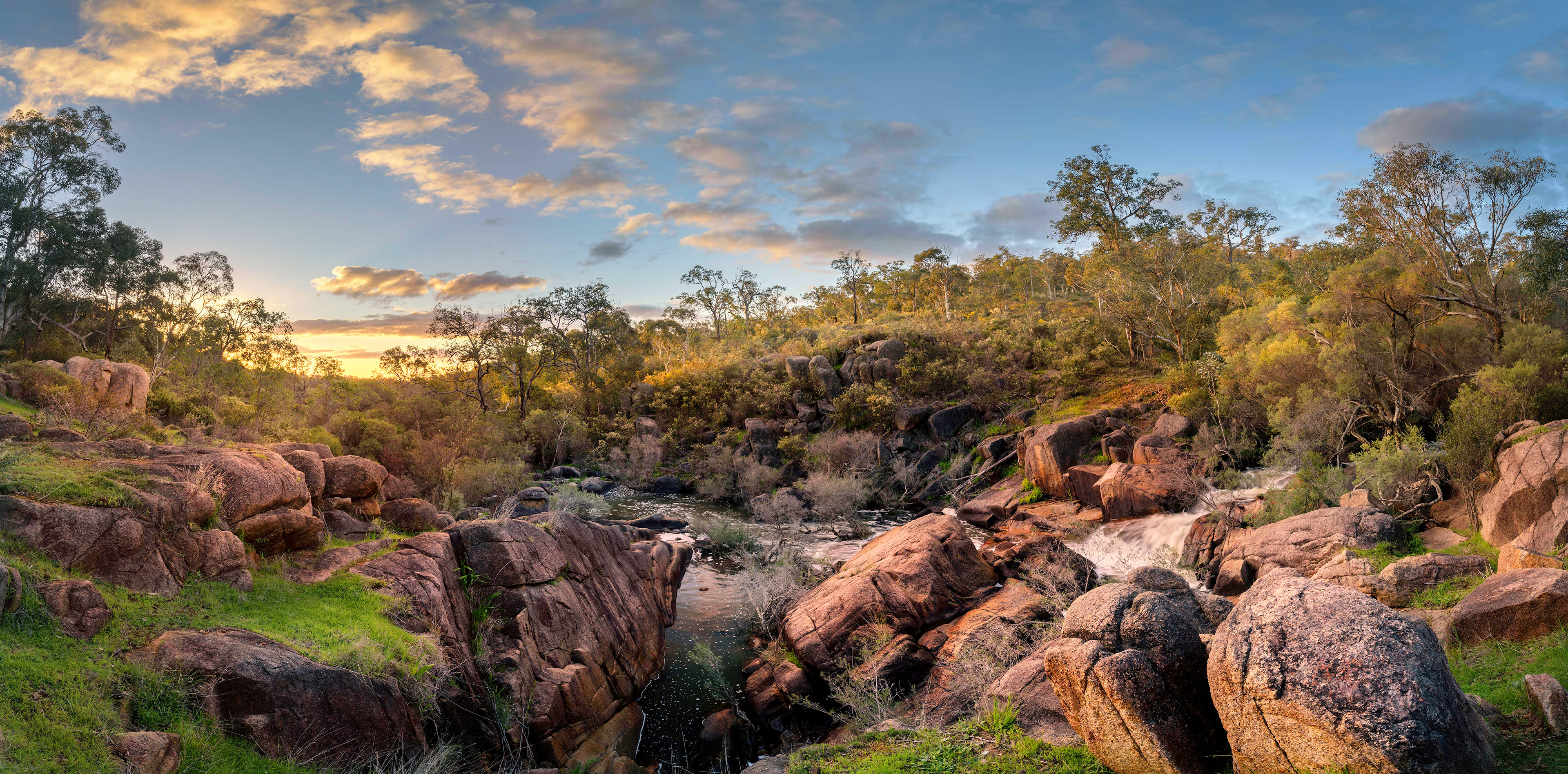 Rocky Pool, John Forrest National Park. Perth Hills