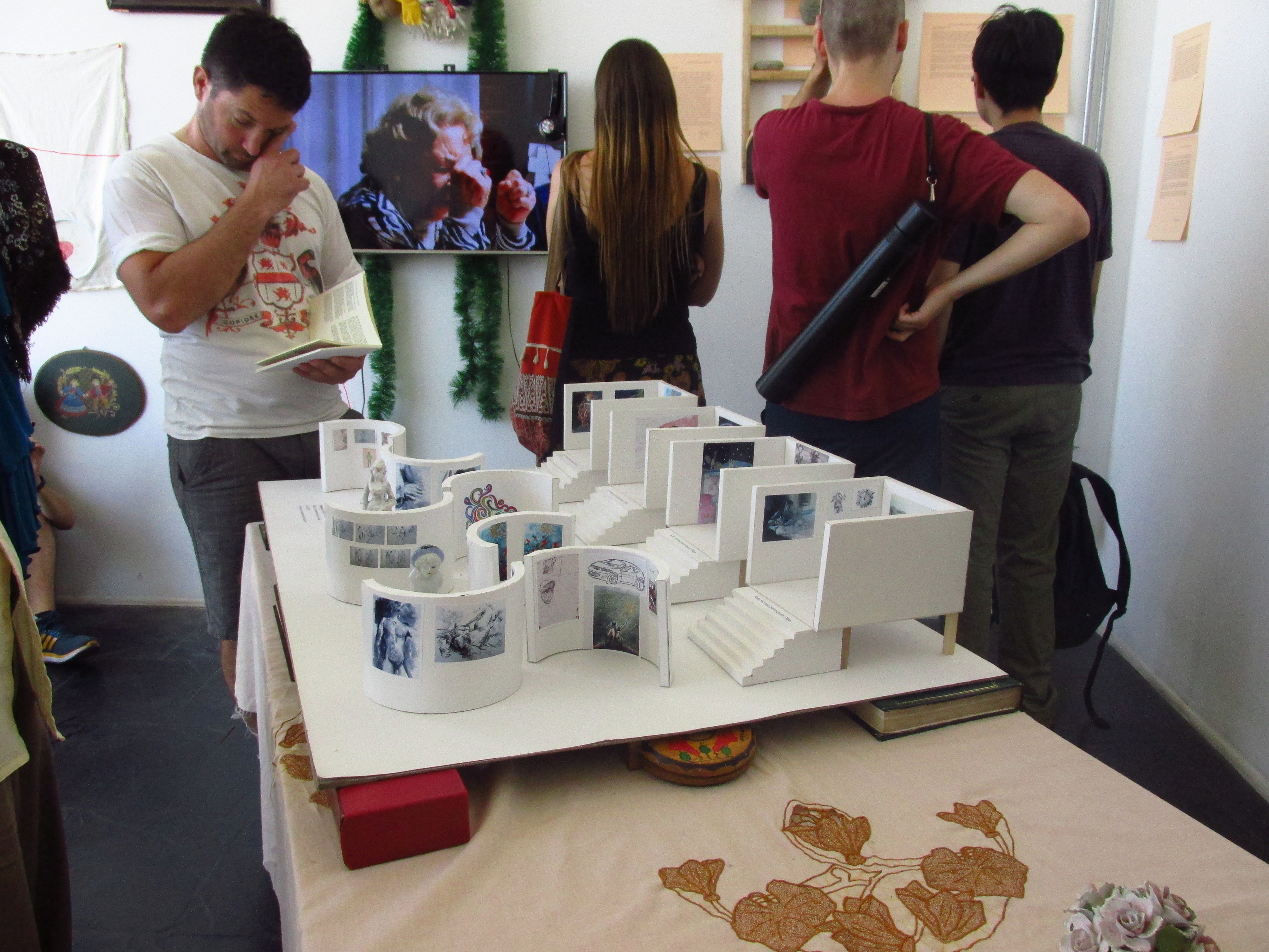 Exposición Curadores Nepotistas 2018