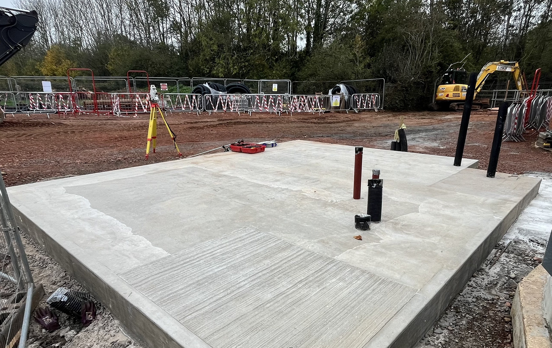Spot level checks of a concrete pad using a total station