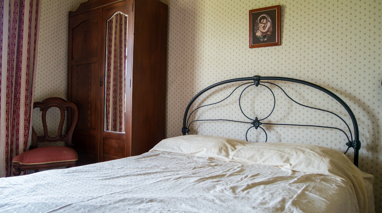 1840s Workers Cottage (bedroom)