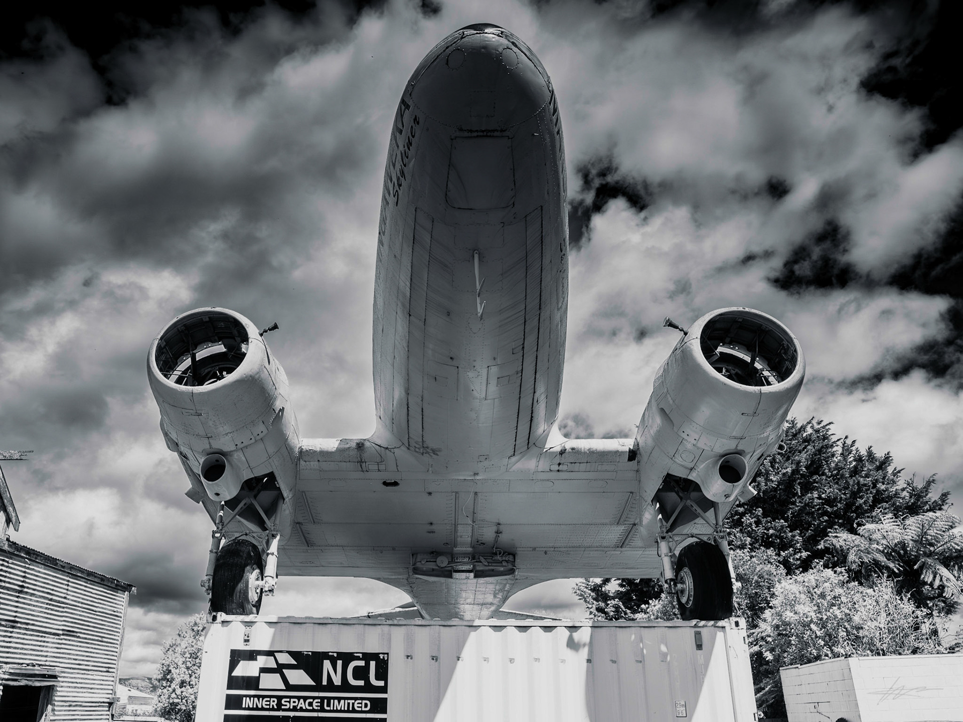 Inner space beneath a Skyliner