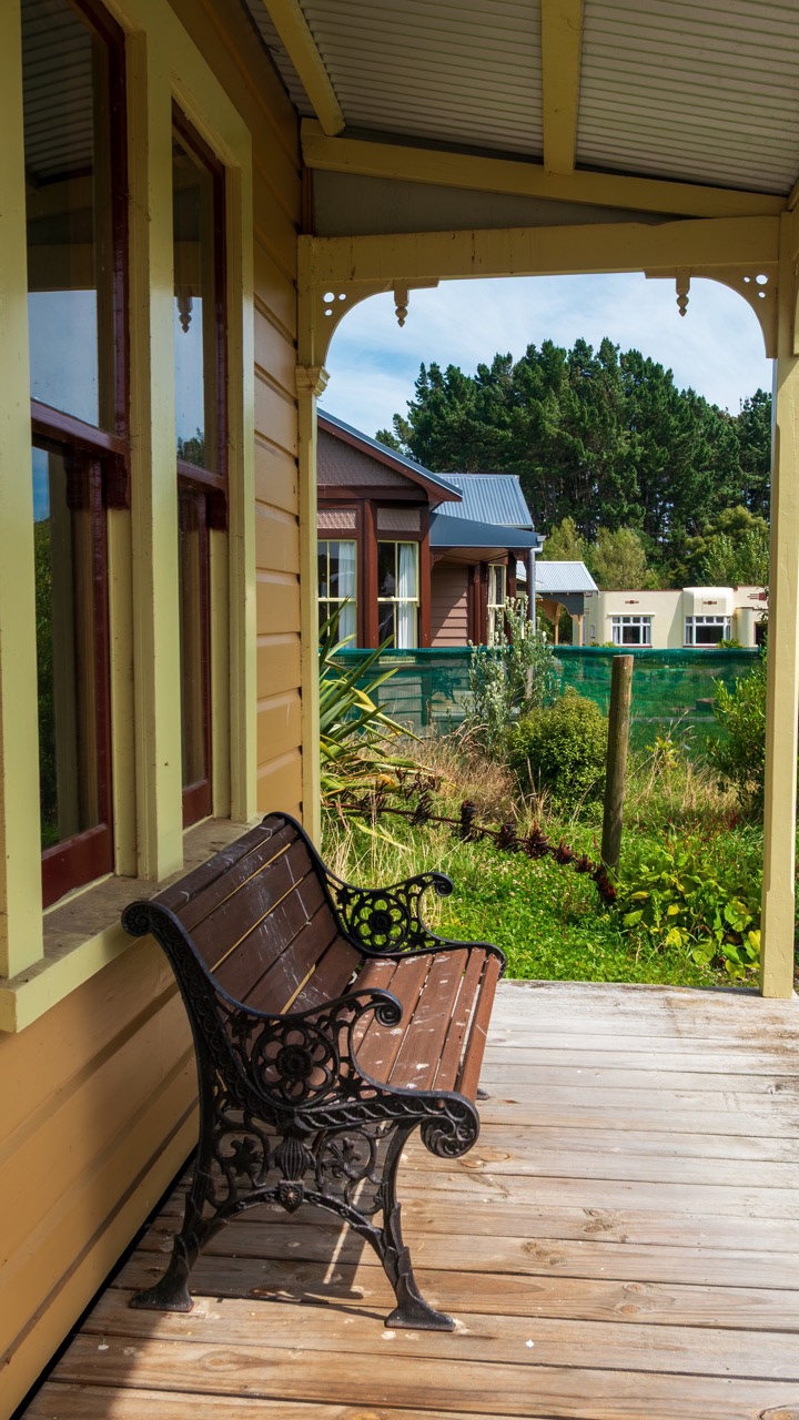 1880s New Zealand Cottage (porch)