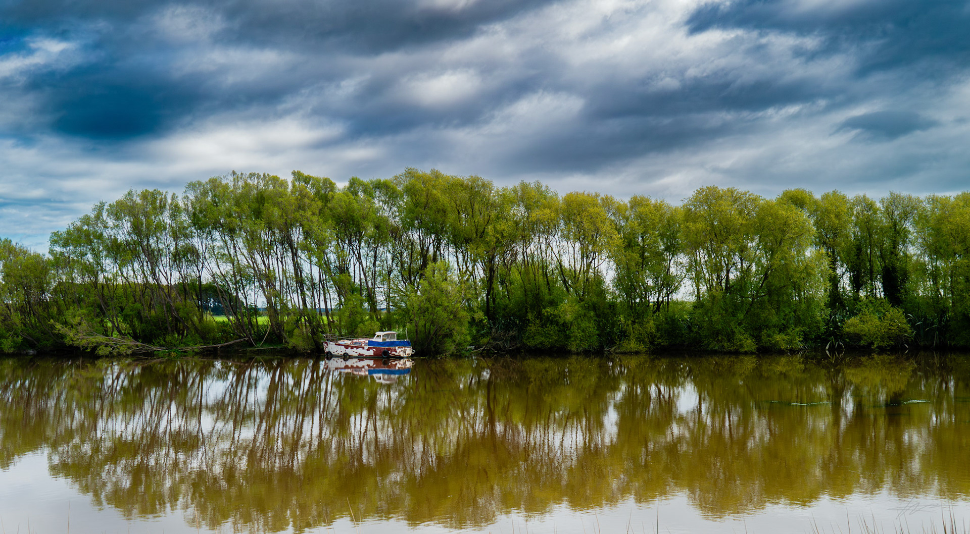 Reflected past