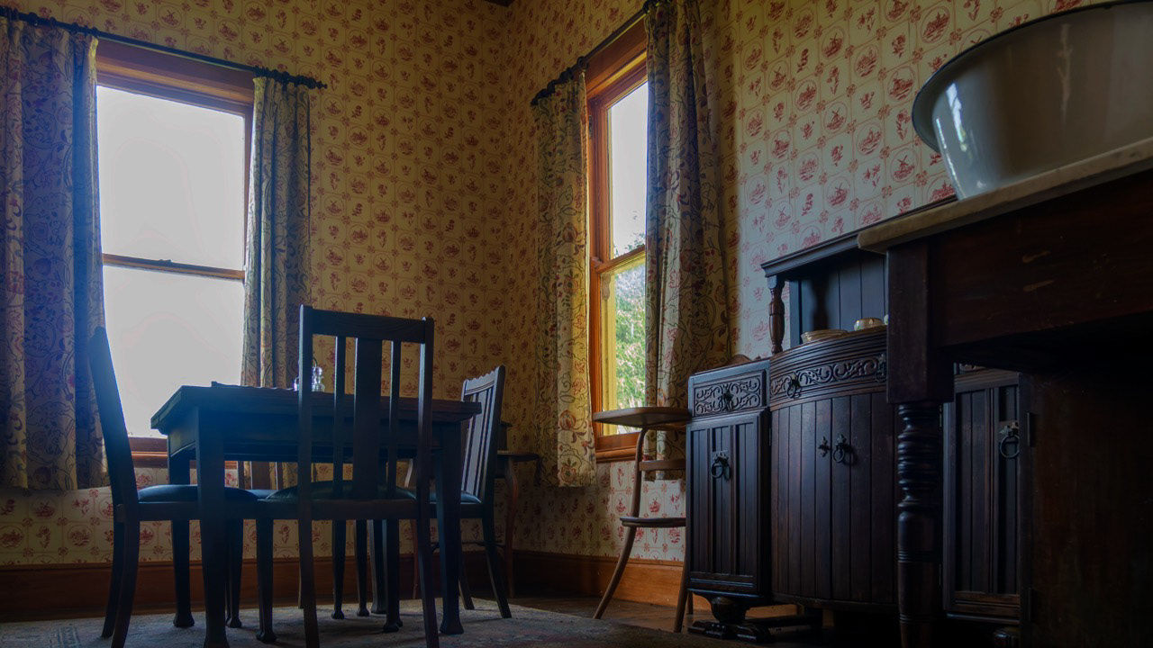 1880s New Zealand Cottage (kitchen)
