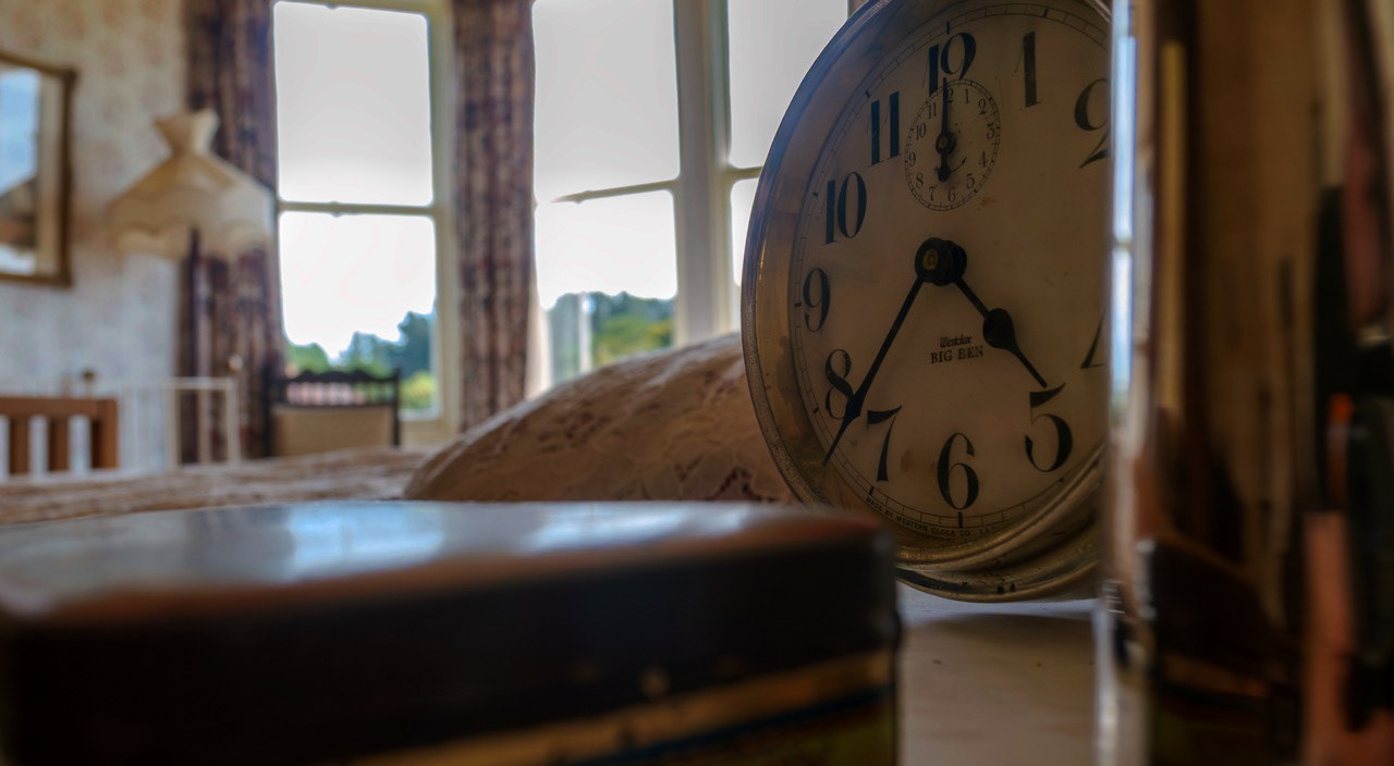 1910s New Zealand Villa (bedroom 2 details)