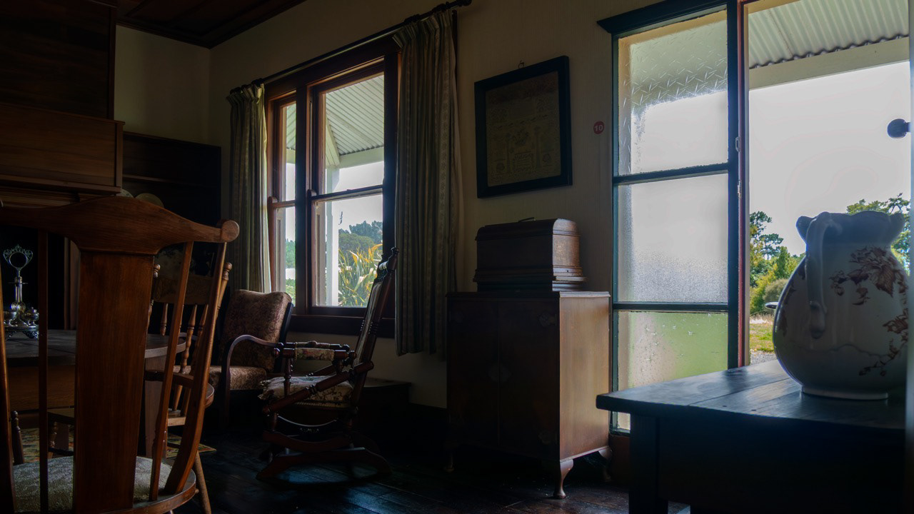 1840s Workers Cottage (INT to EXT)