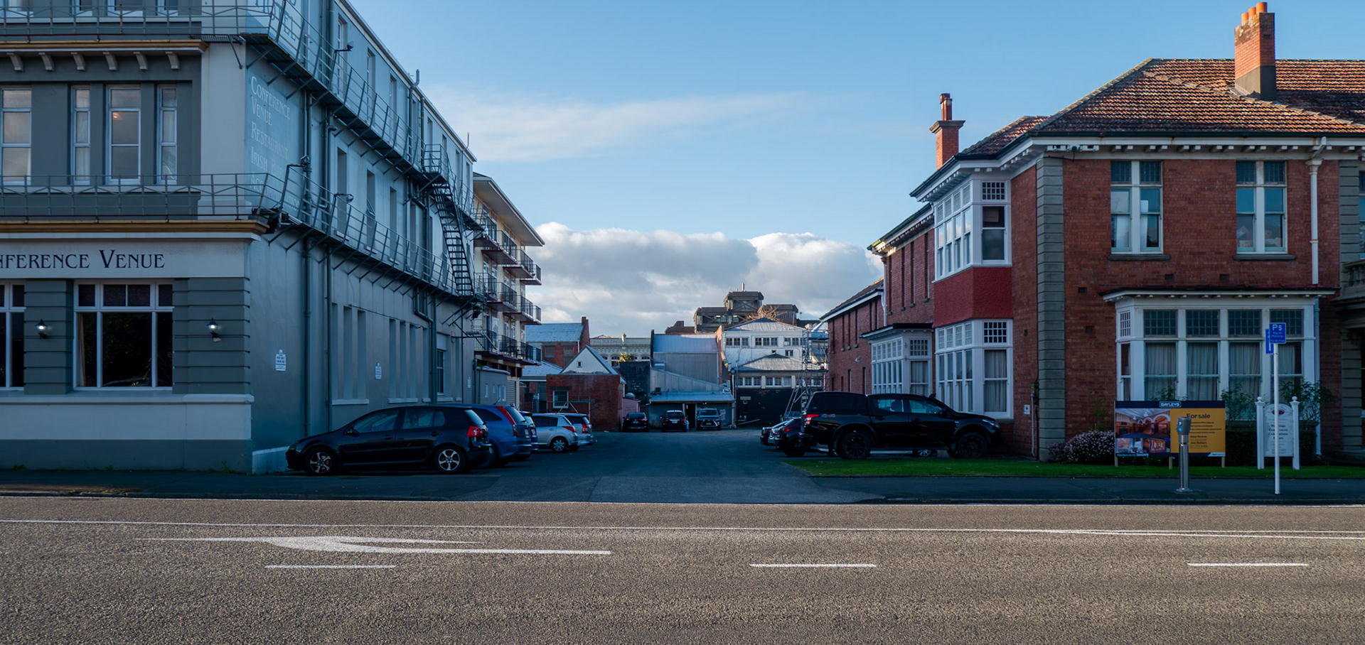 In-between a Grand Heritage