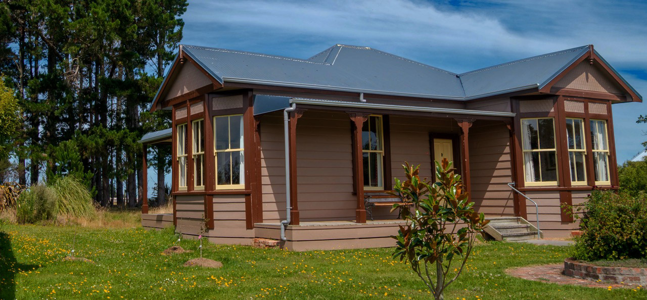 1910s New Zealand Villa (front)
