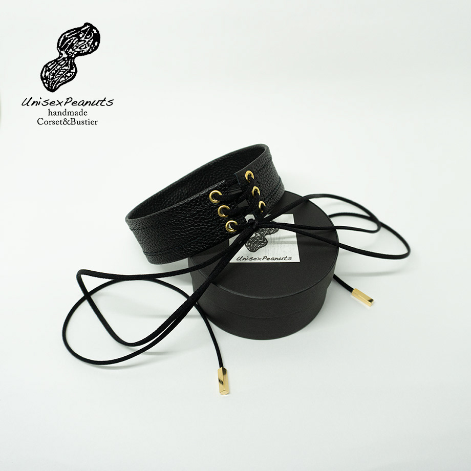 2026/3 Neck Belt/Black lace up "Gold clasp"