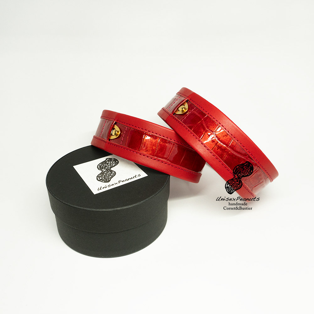 NecBelt2024"Red crocodile"