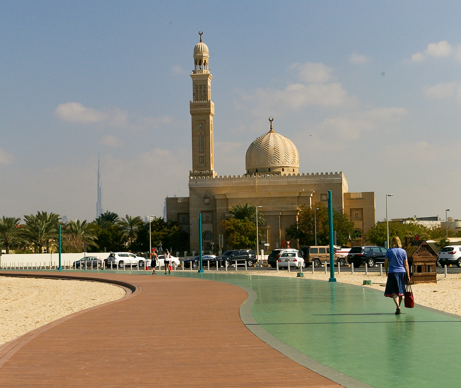 Jameirah Mosque & Beach Walk Dubai
