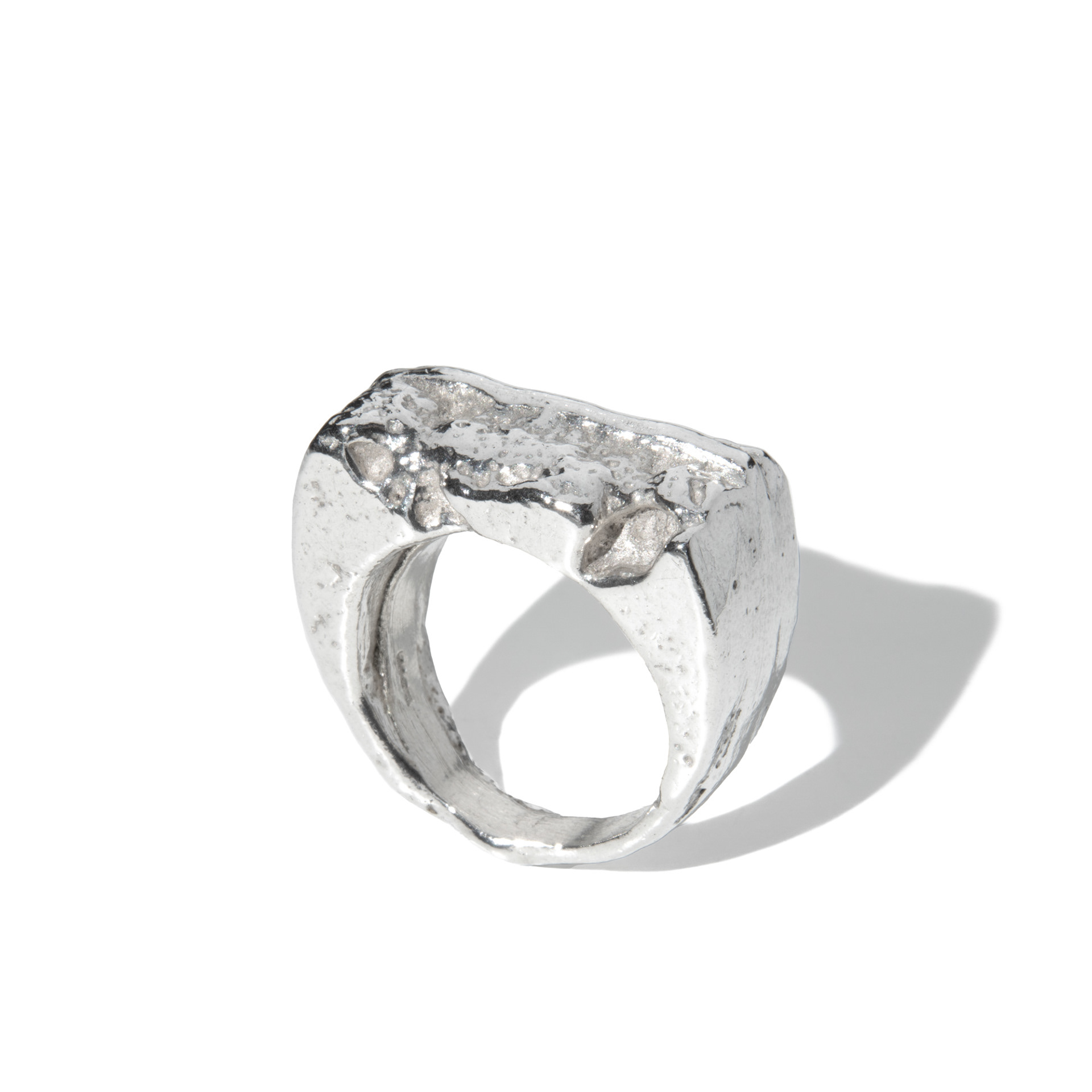 Earth cast signet ring 2.3