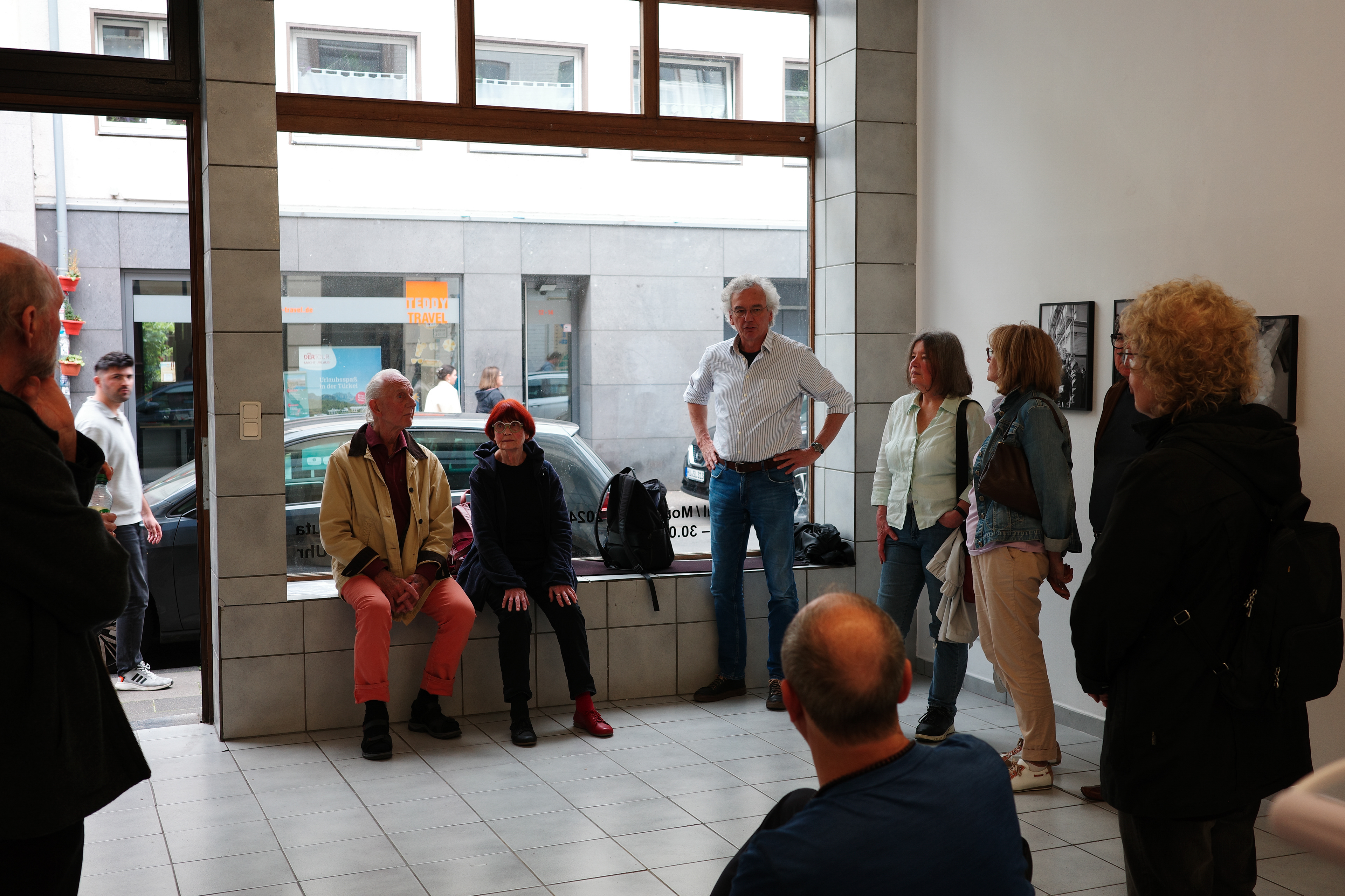 Guided tour to the site where the city archive collapsed 