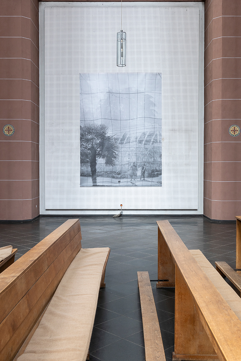 Installation view, photo: Tina van de Weyer
