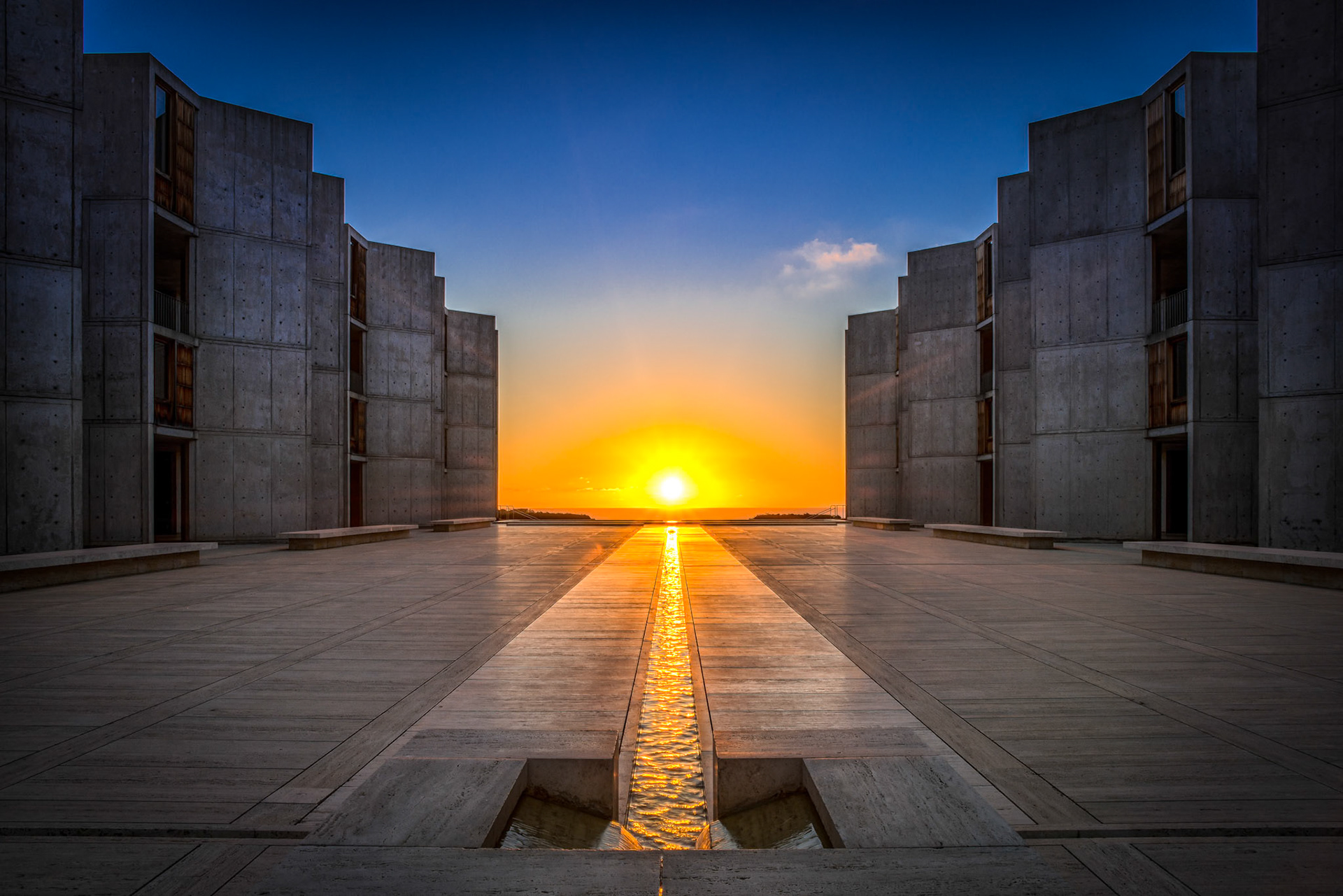 La Jolla Salk Institute Equinox