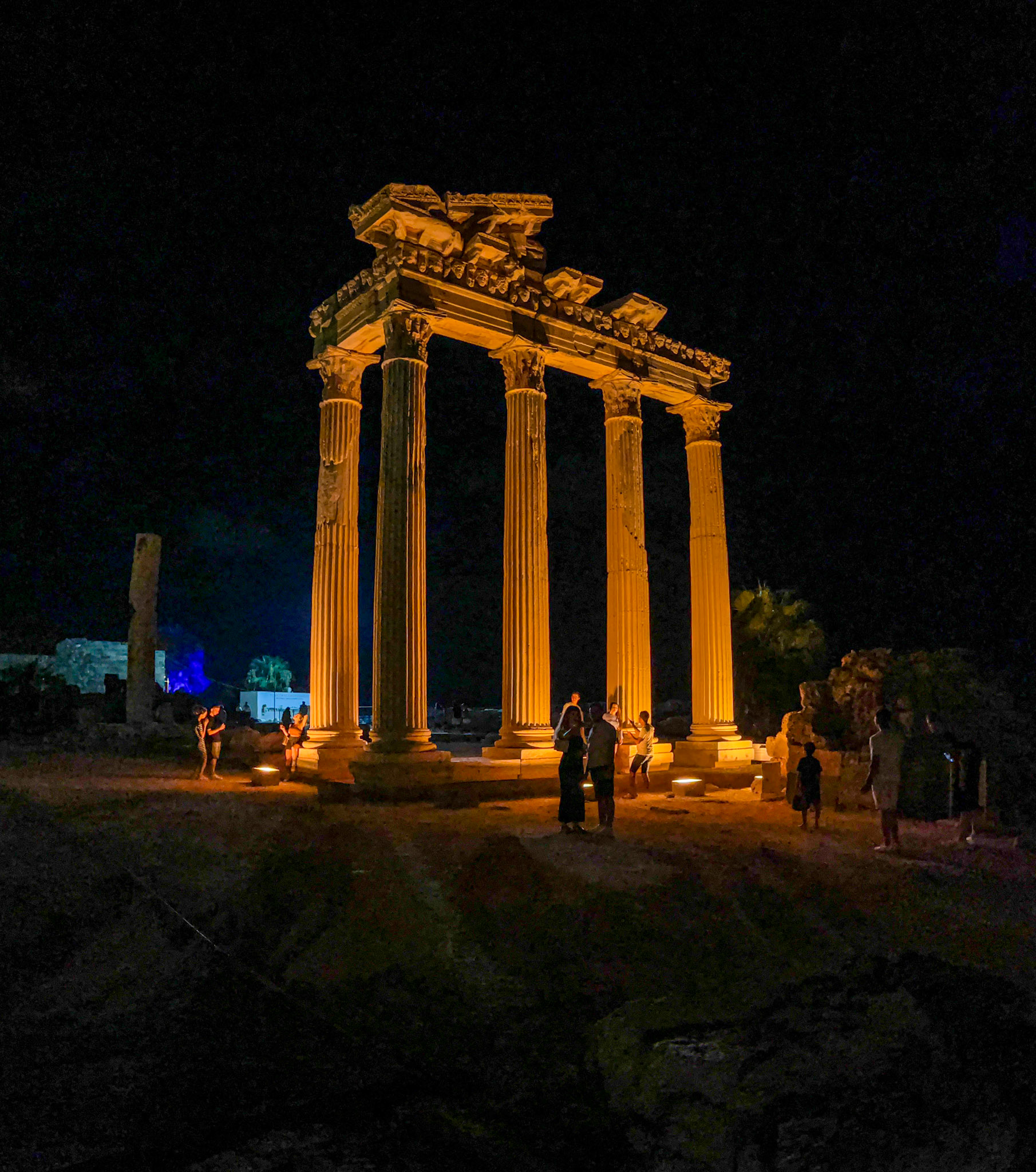 Side Apollon Temple