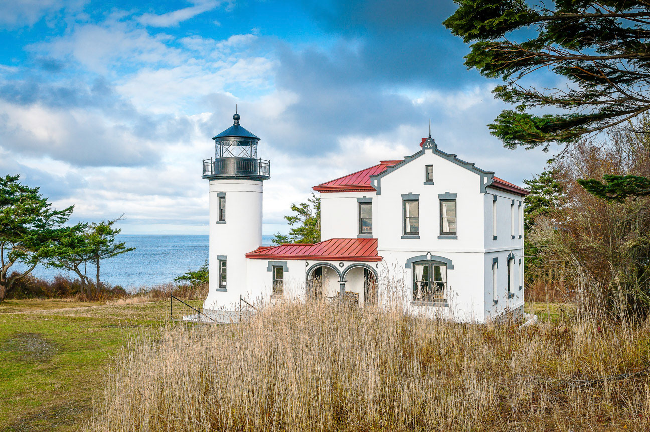 Admiralty Head Lighthouse