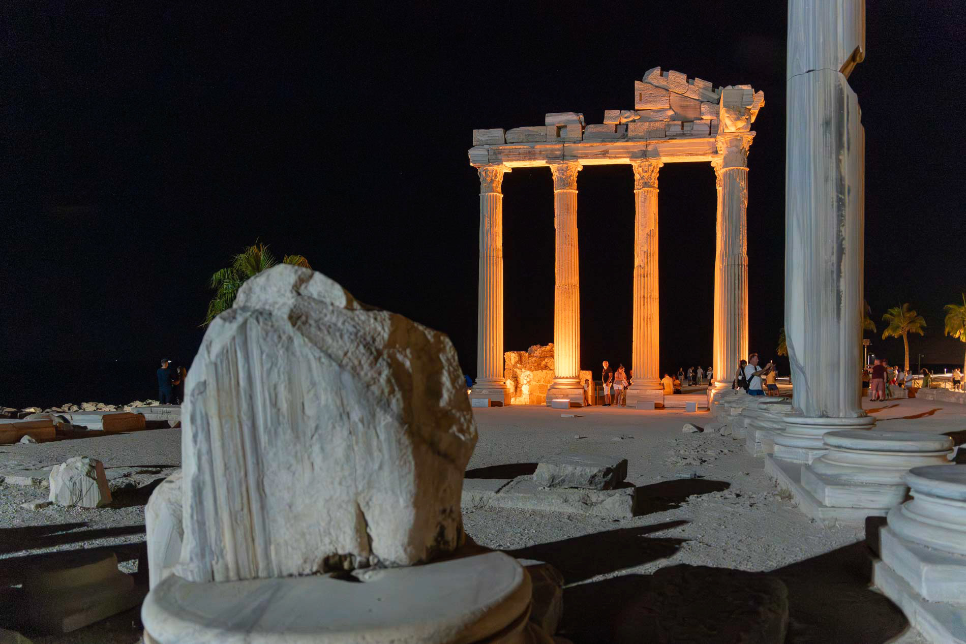 Side Apollon Temple