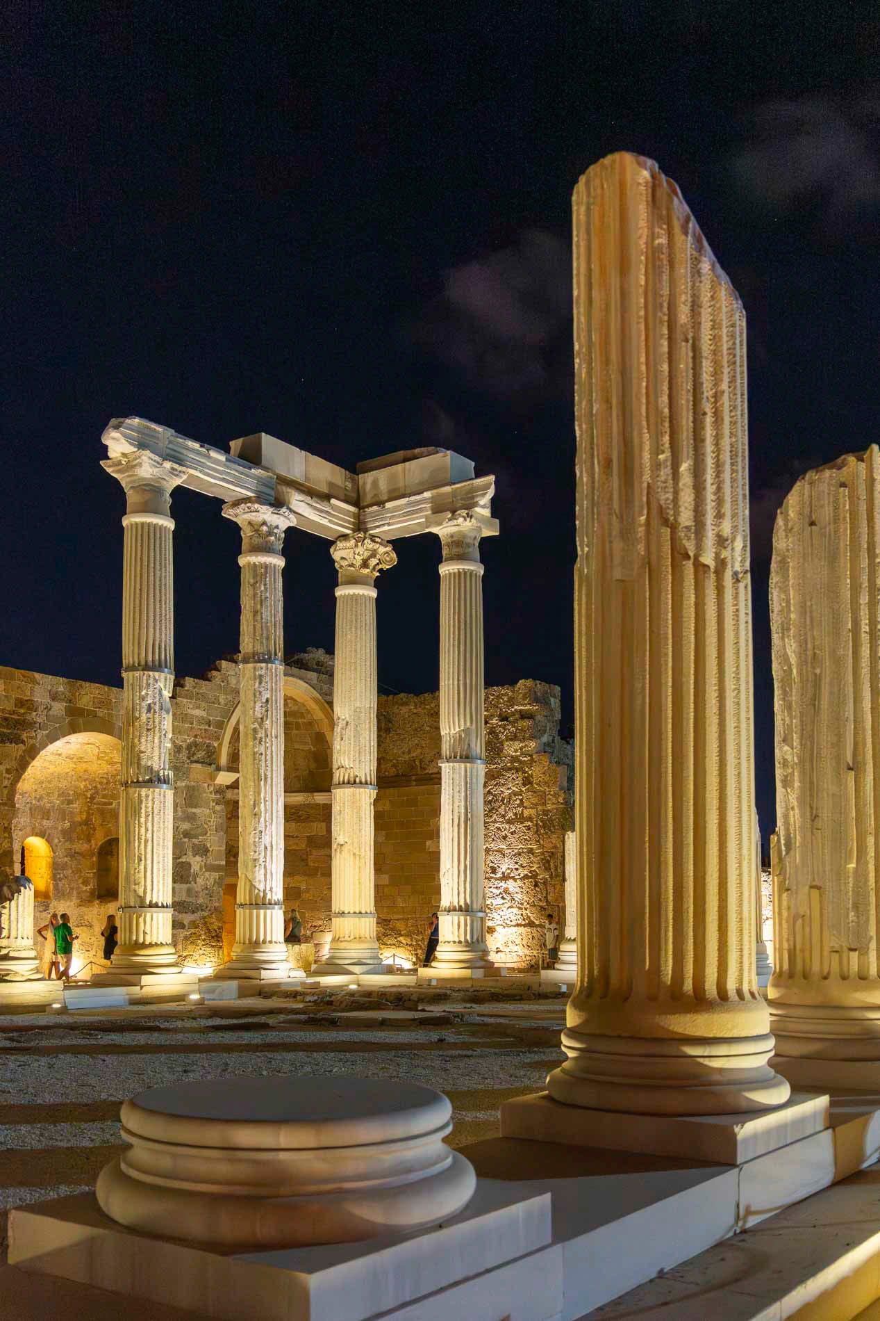 Side Apollon Temple