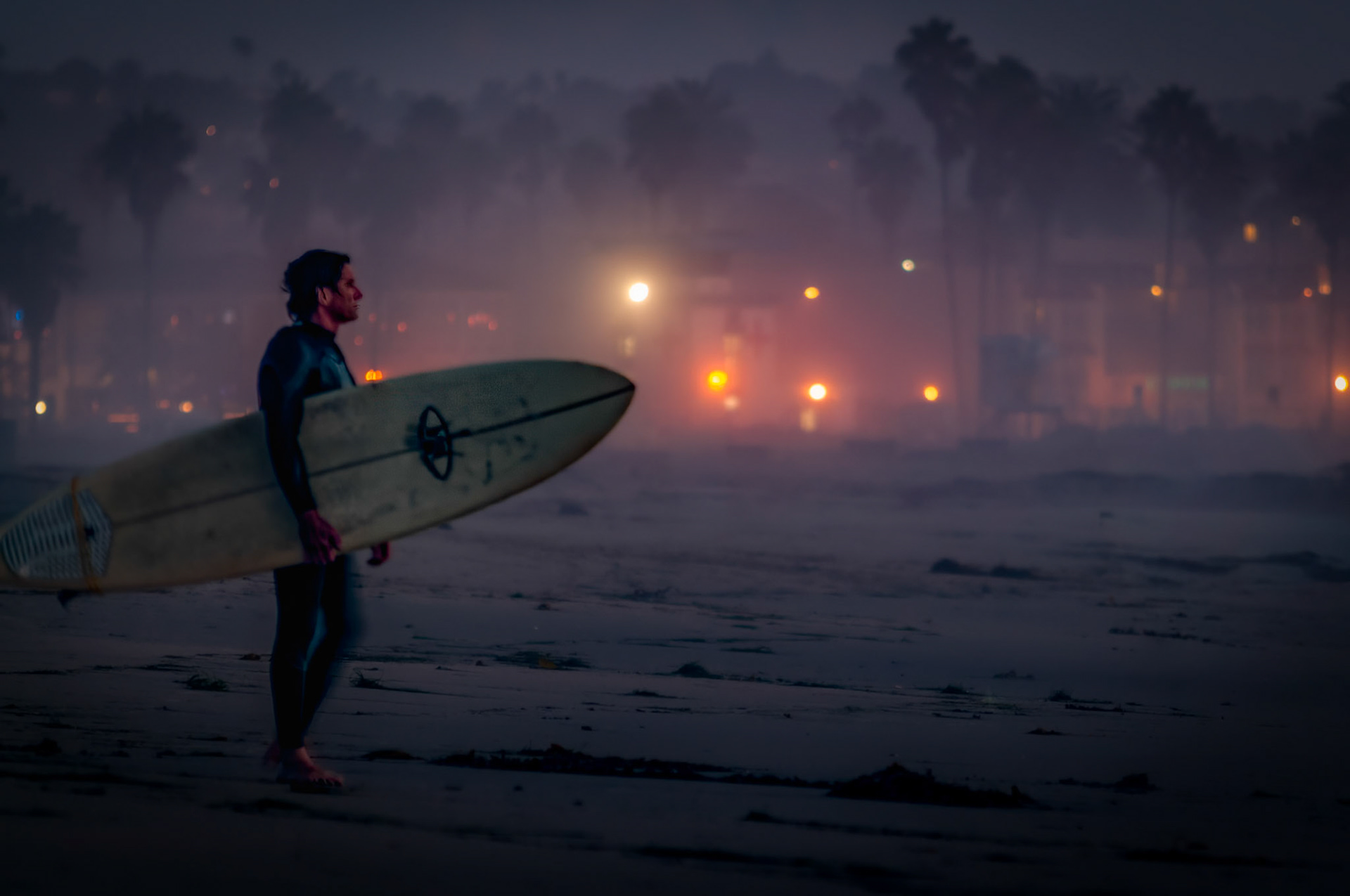 Nightsurfer
