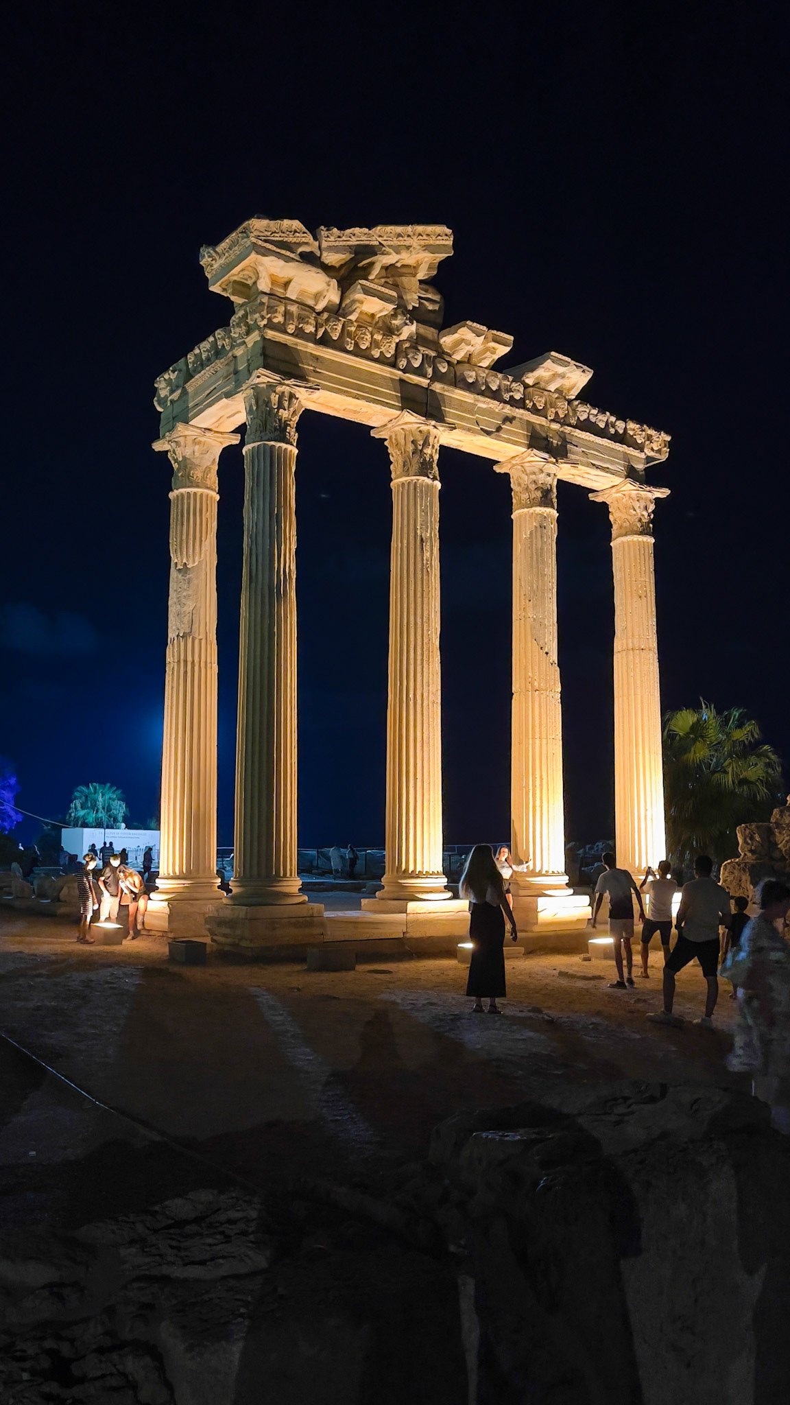 Side Apollon Temple