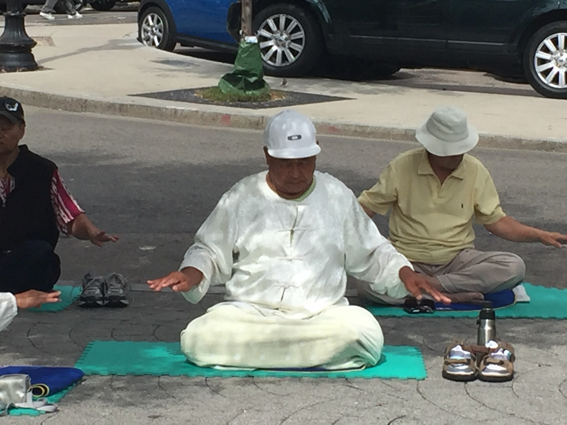 Meditation in Chinatown