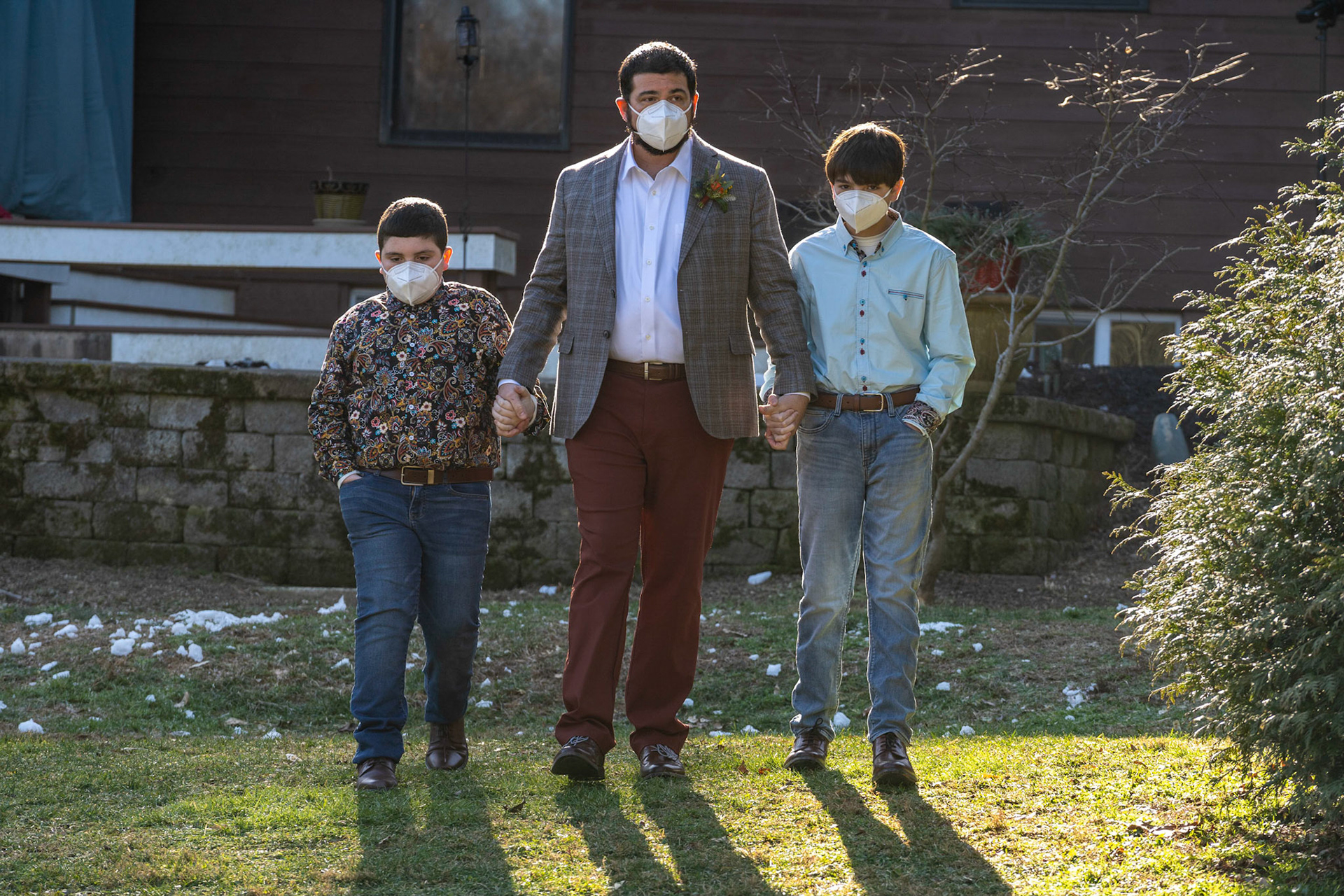 Sarah and Raj wed at their home in Parkton, MD on Sunday, December 27, 2020.