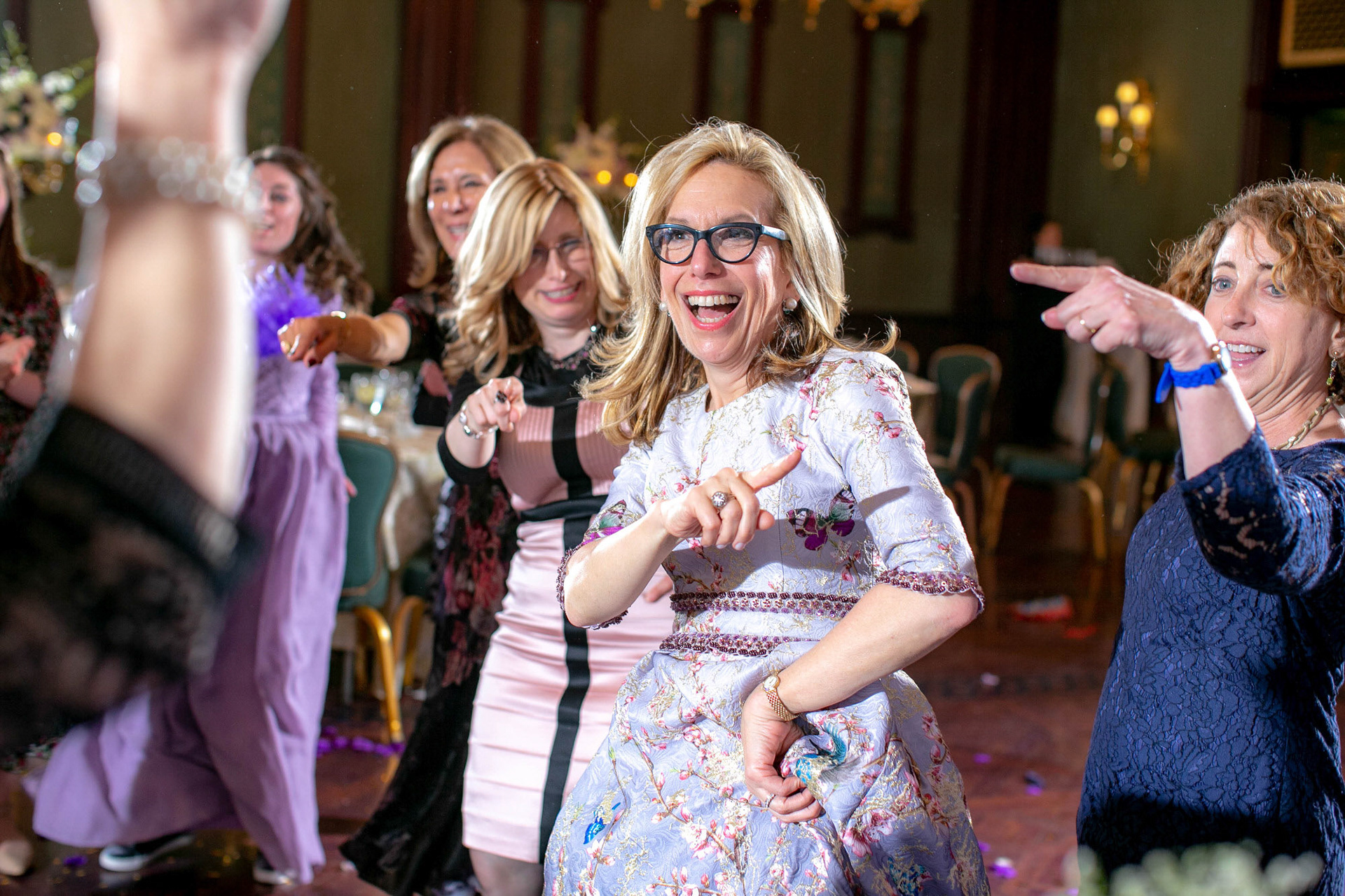 Modern Orthodox Jewish Wedding Grand Lodge Hunt Valley Baltimore Chosson Kallah Tish Bedeken Chuppah Party Portraits Spring Cloudy Rain Fran Berger
